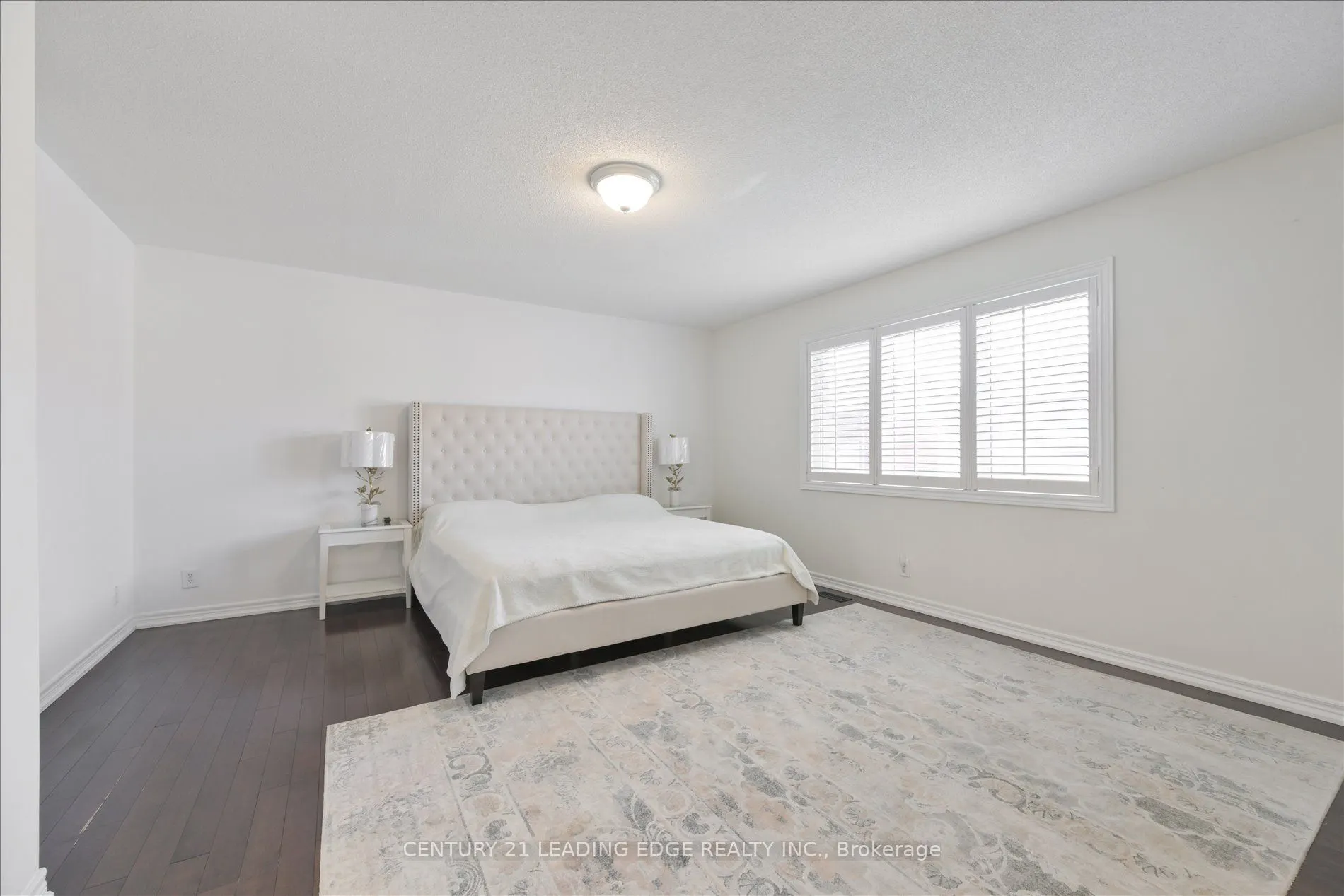 18 Kerr Lane