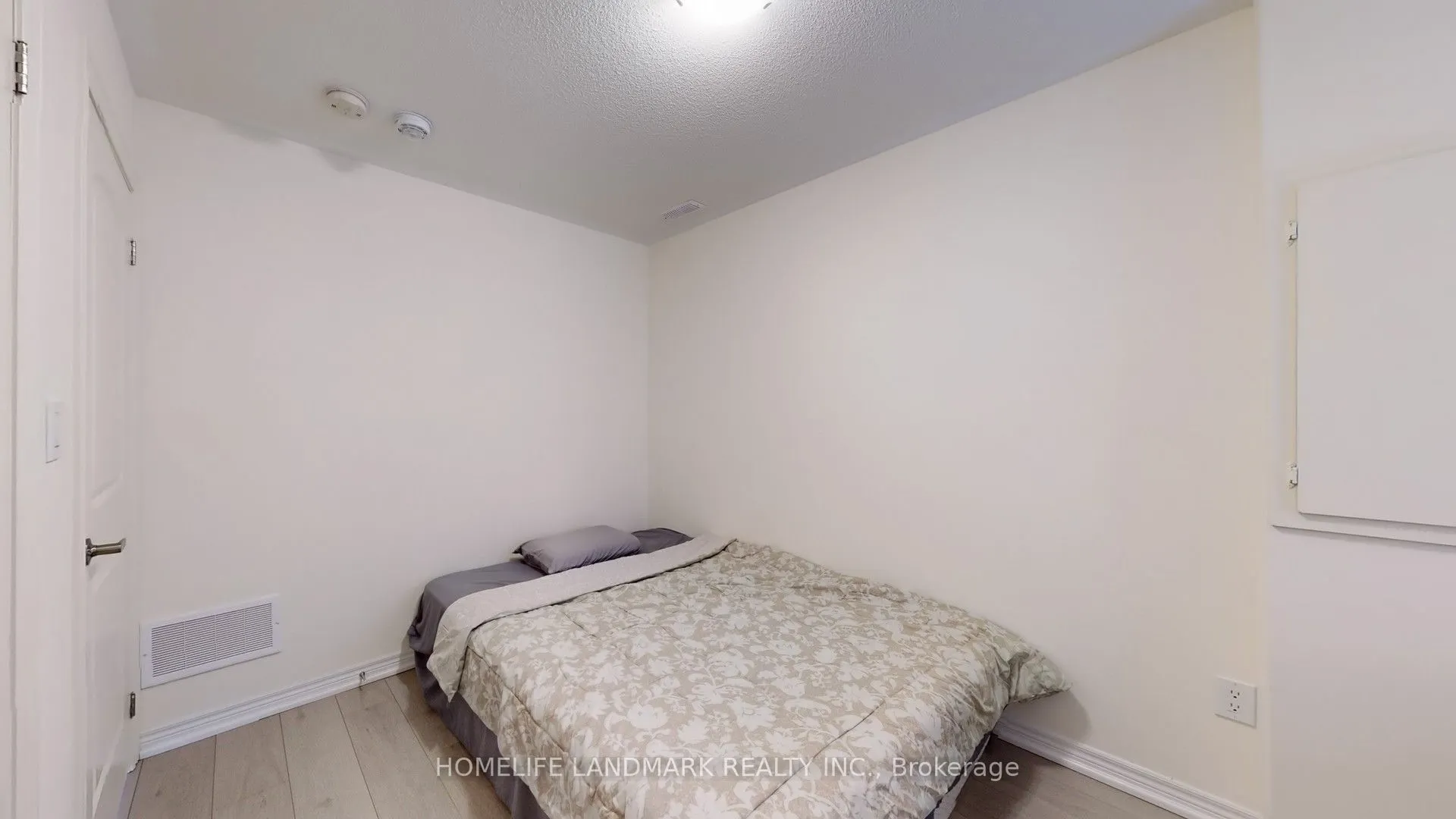 9452 Bayview Avenue, #Coach