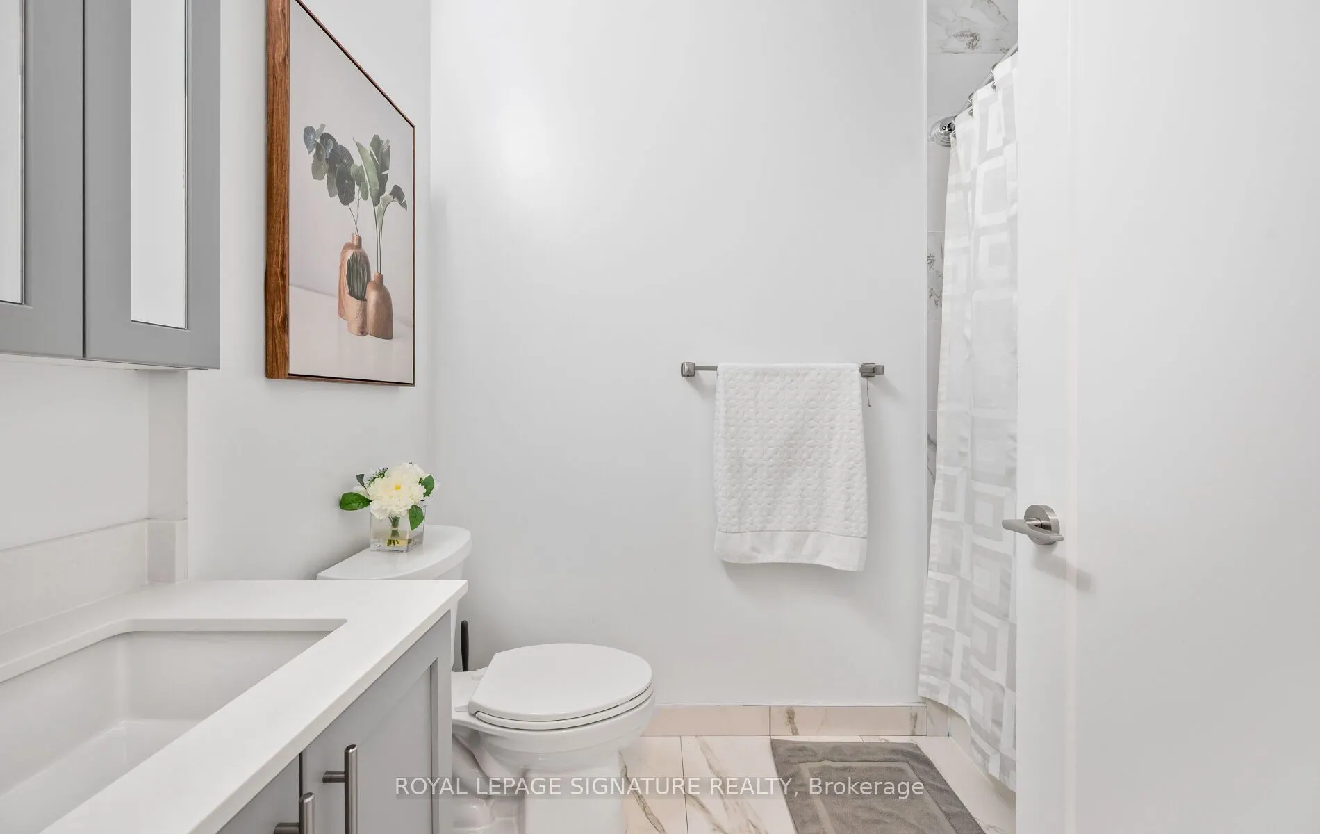 105 Oneida Crescent, #PH07