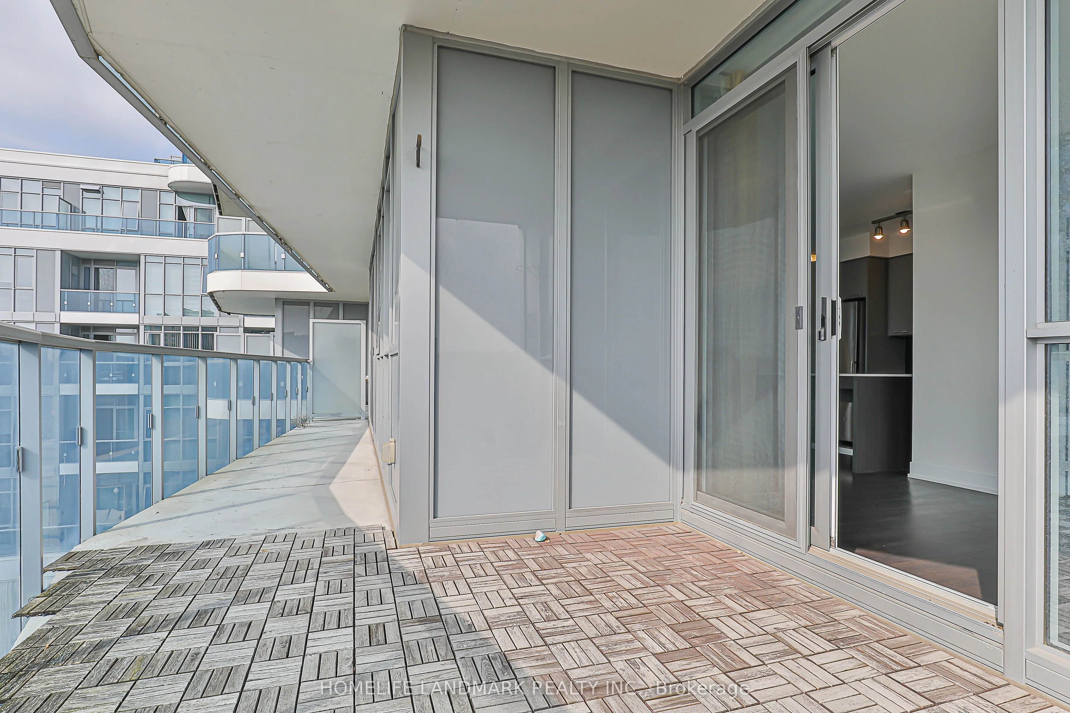 9471 Yonge Street, #503