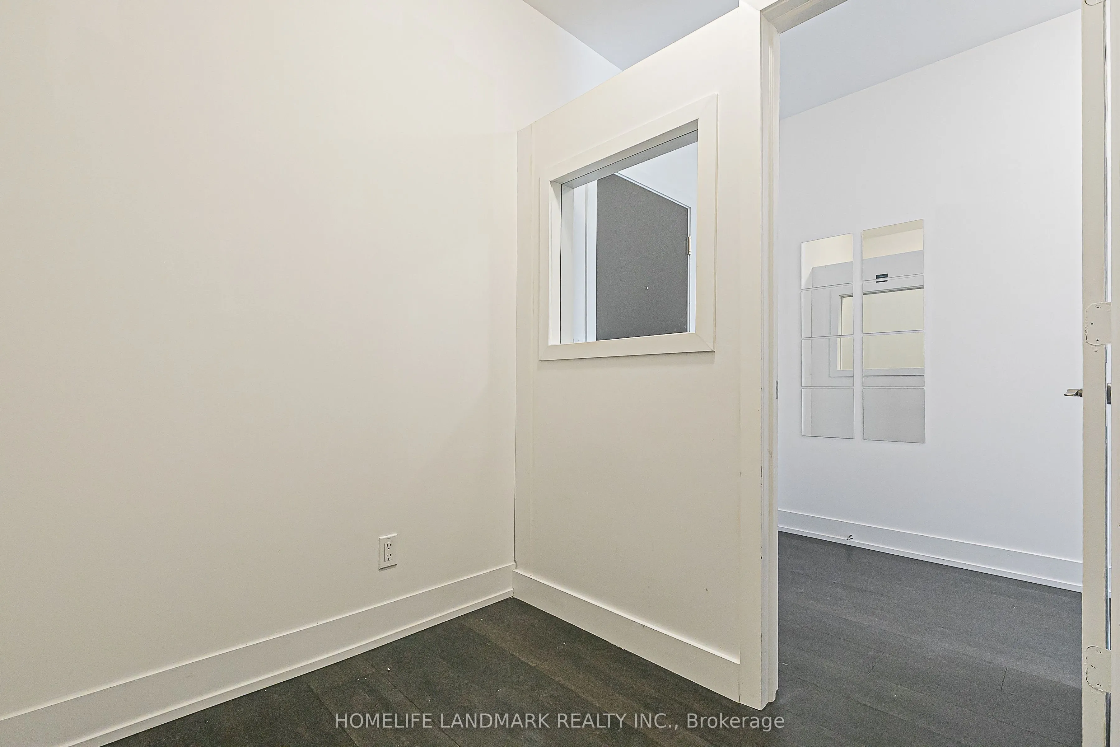 9471 Yonge Street, #503