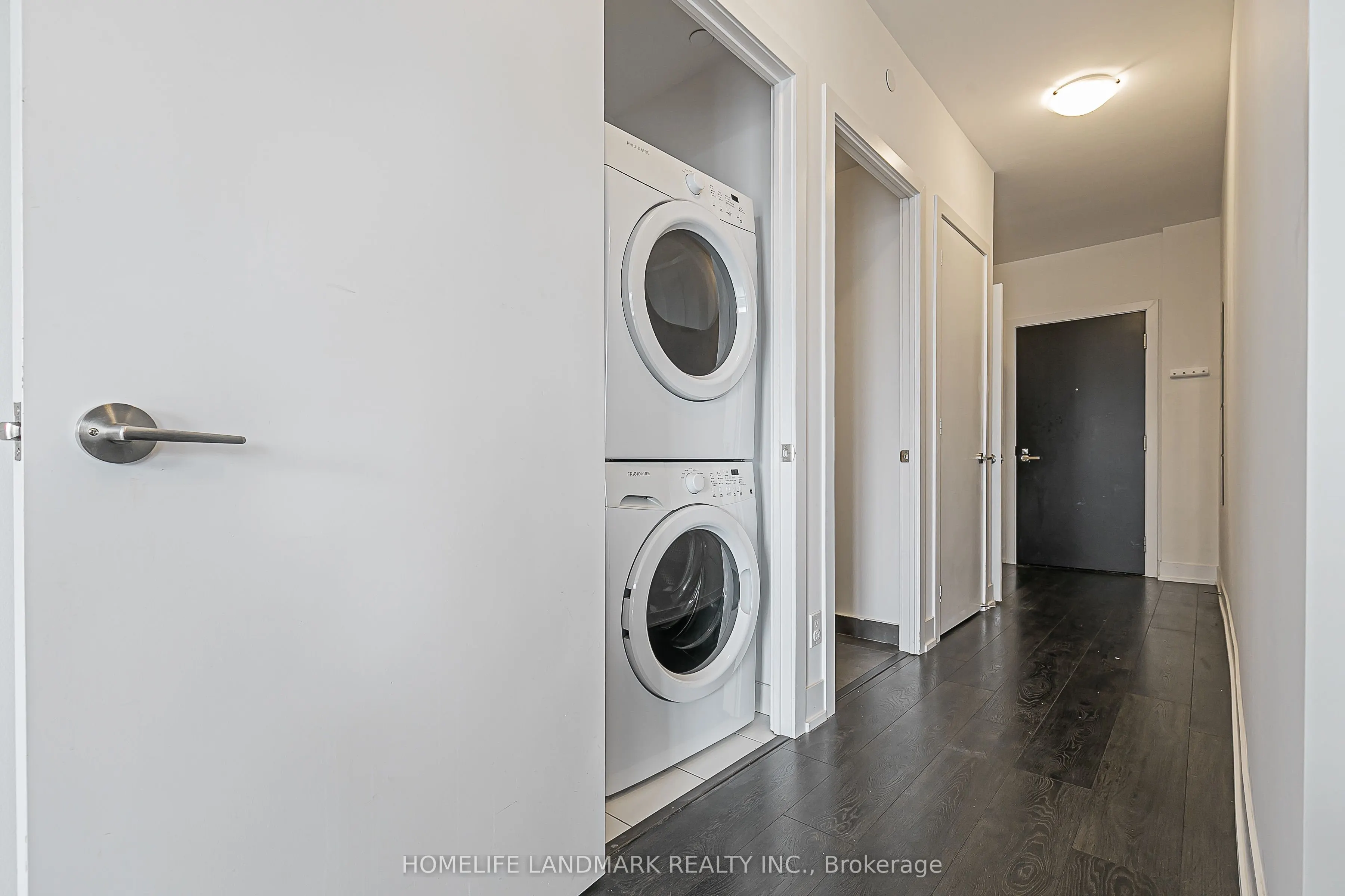 9471 Yonge Street, #503