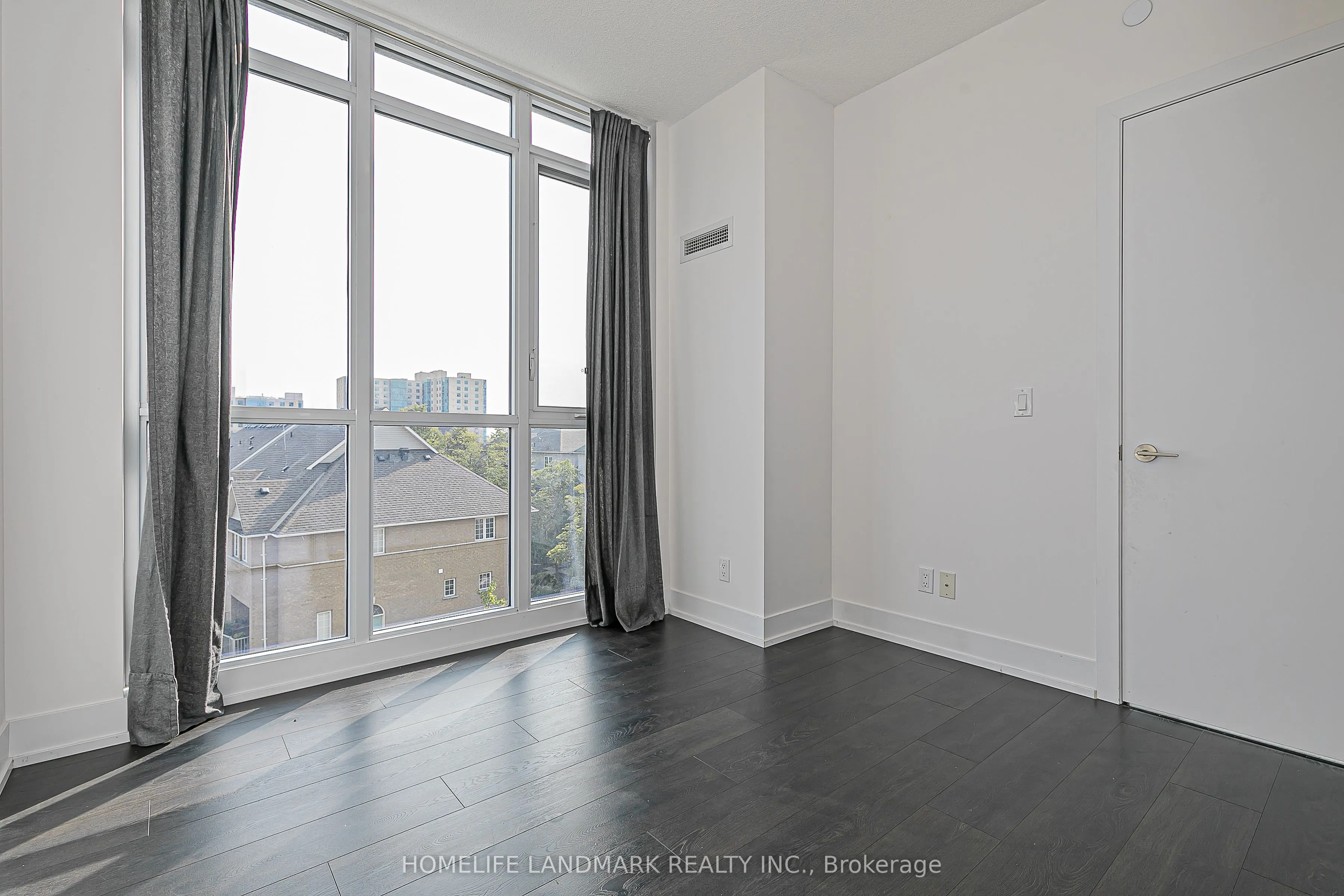 9471 Yonge Street, #503