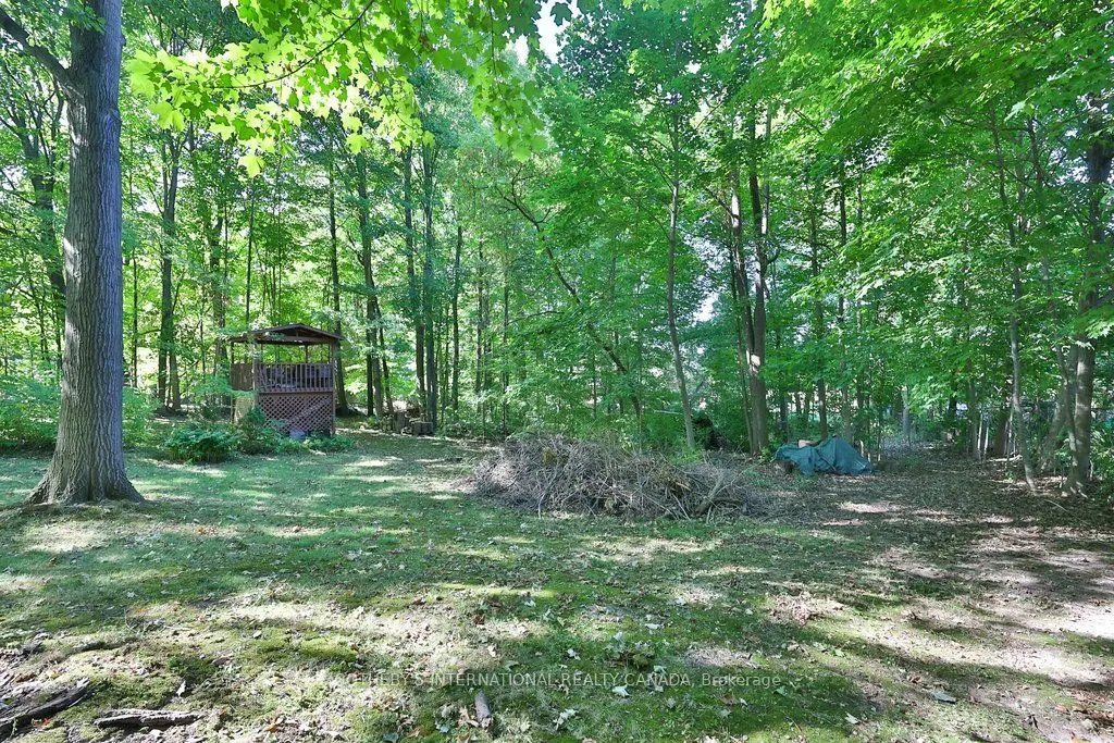 146 Sylvadene Parkway W