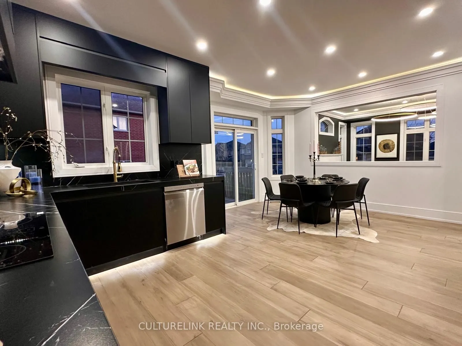 113 Riverwalk Drive