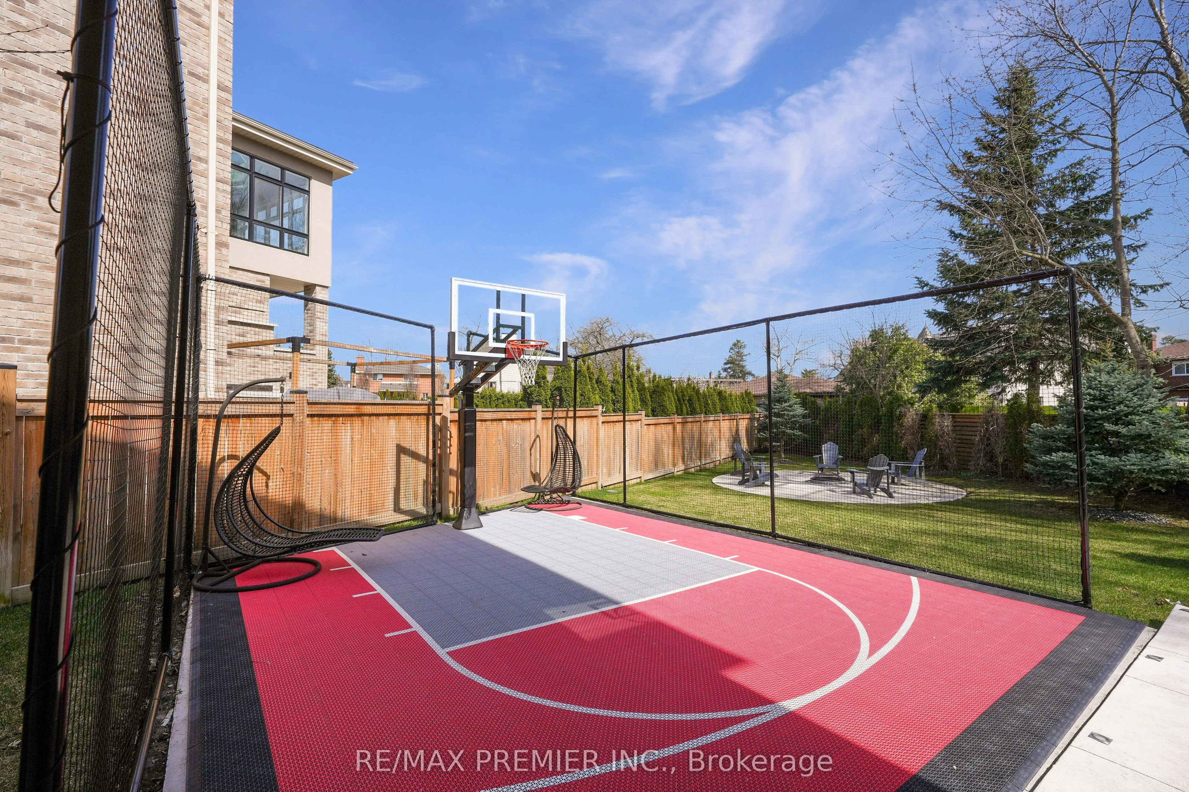 19 Petrolia Court