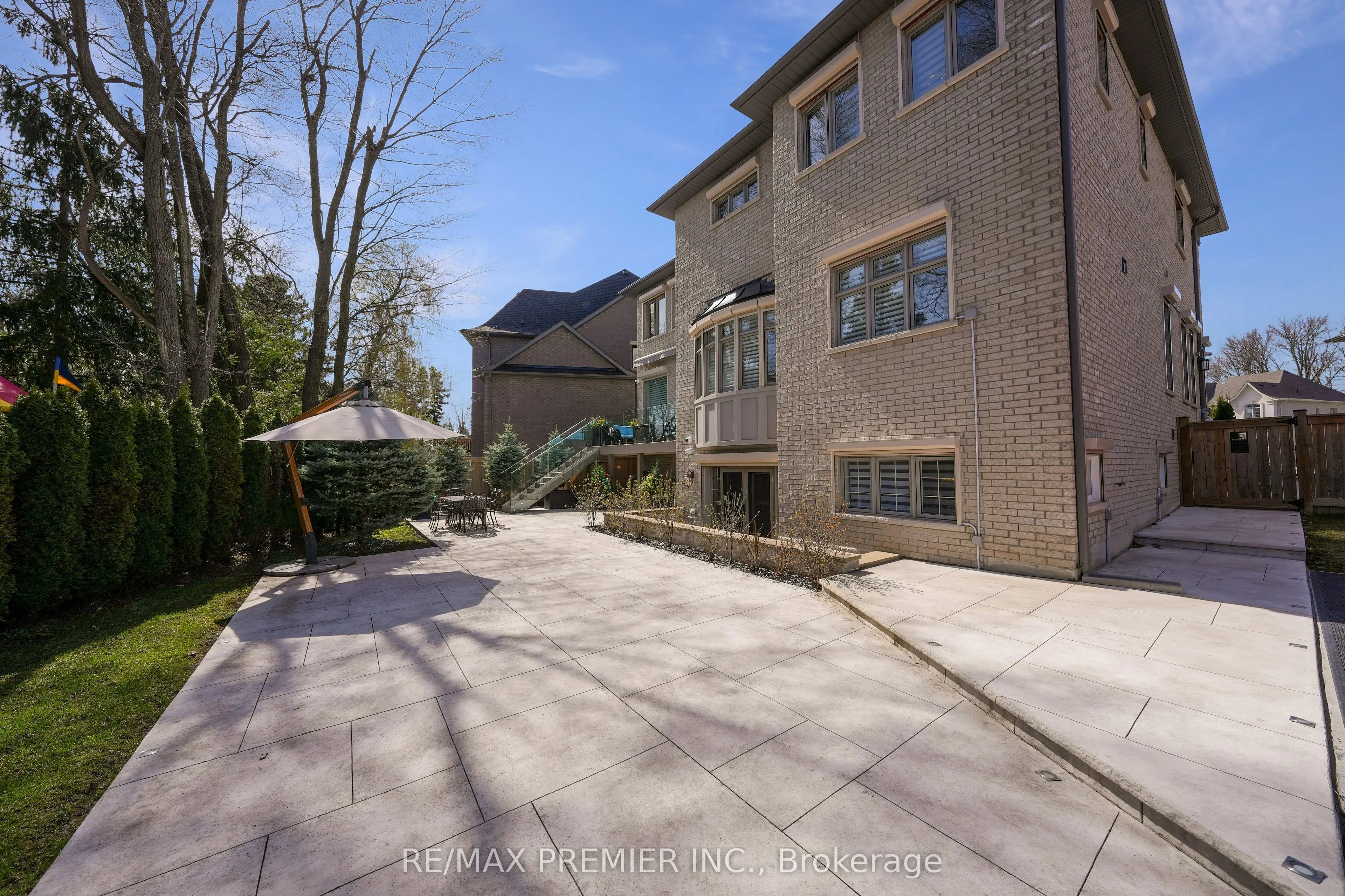 19 Petrolia Court
