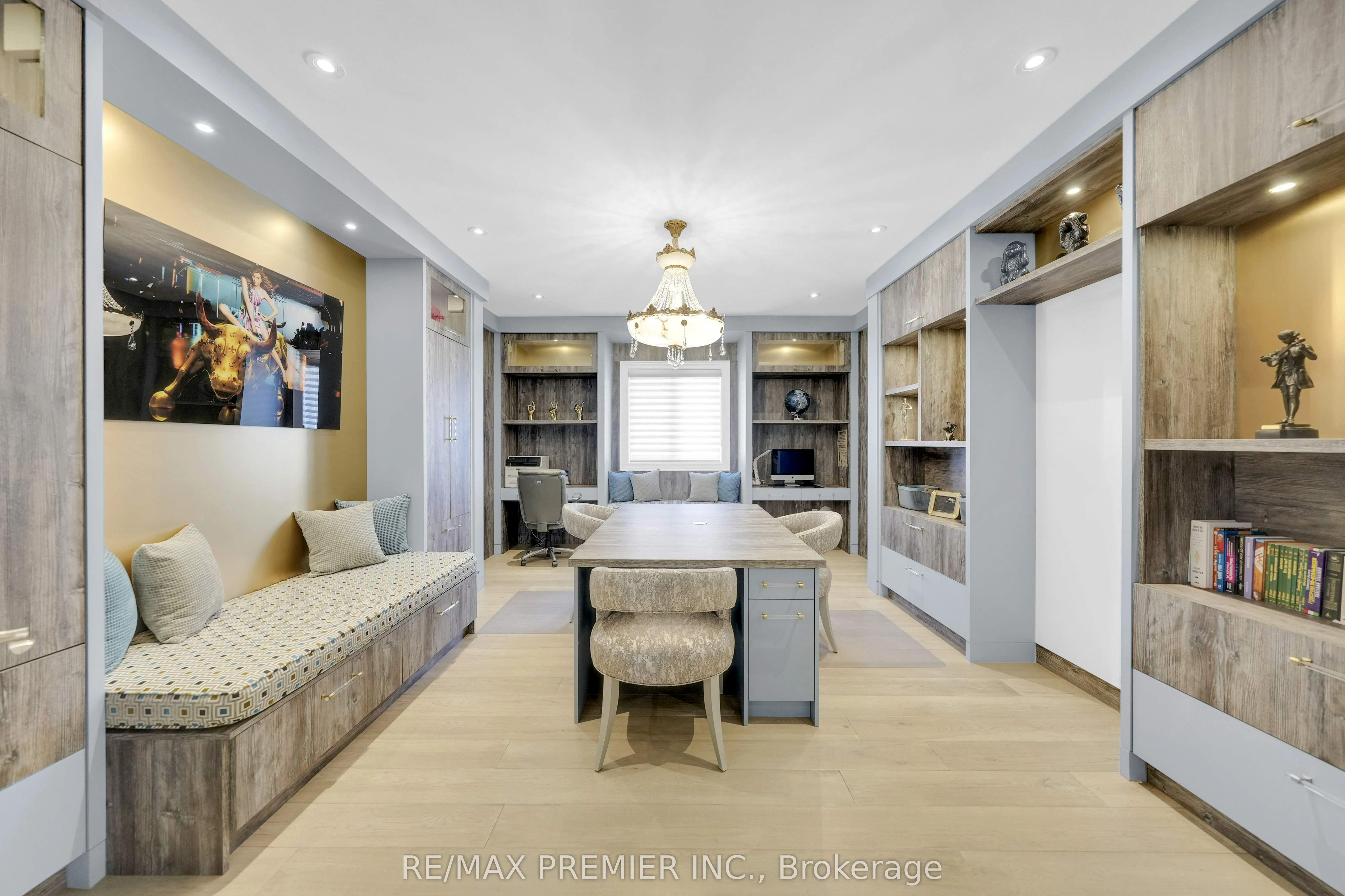 19 Petrolia Court
