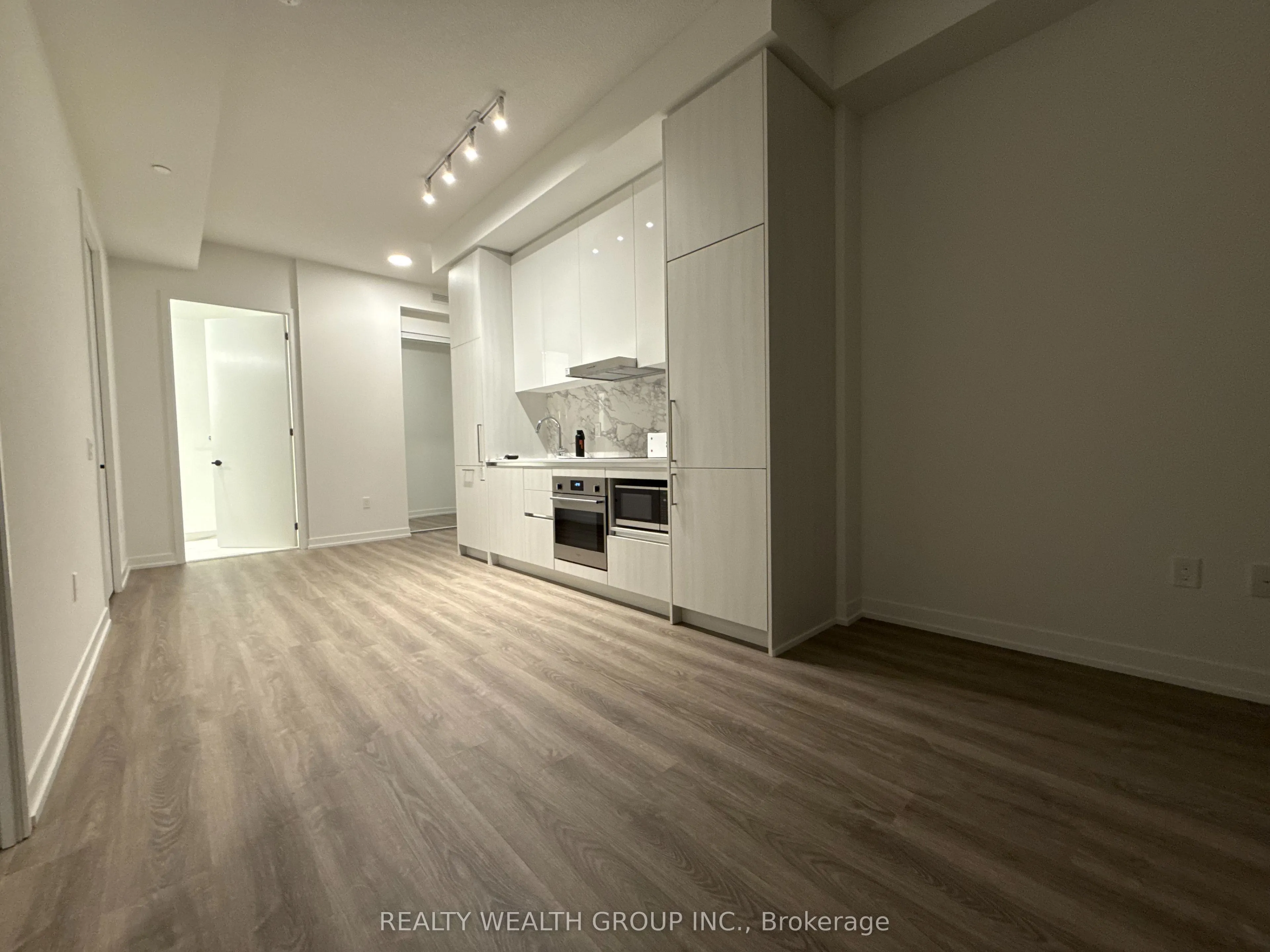 195 Commerce Street, #5306