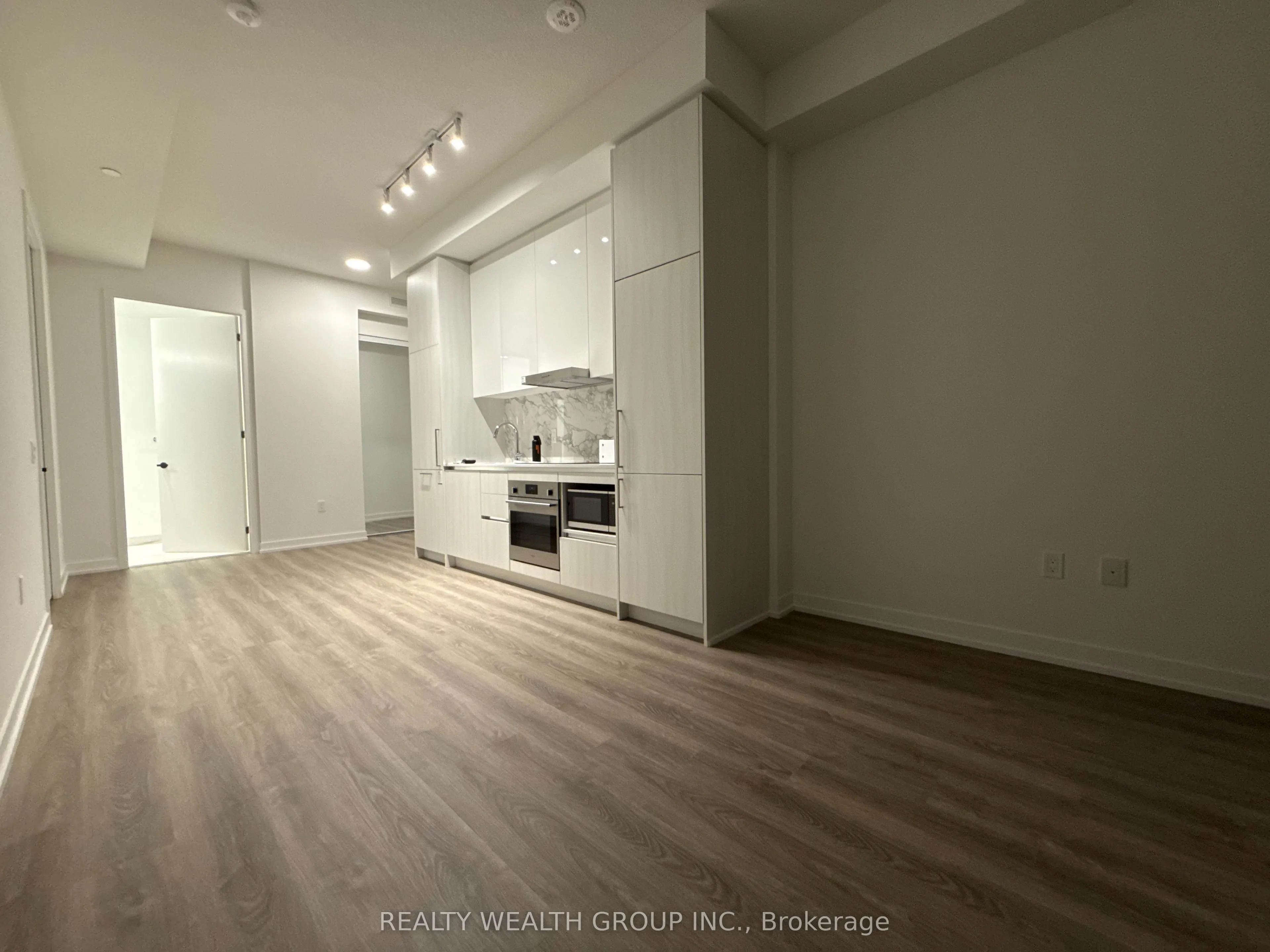195 Commerce Street, #5306