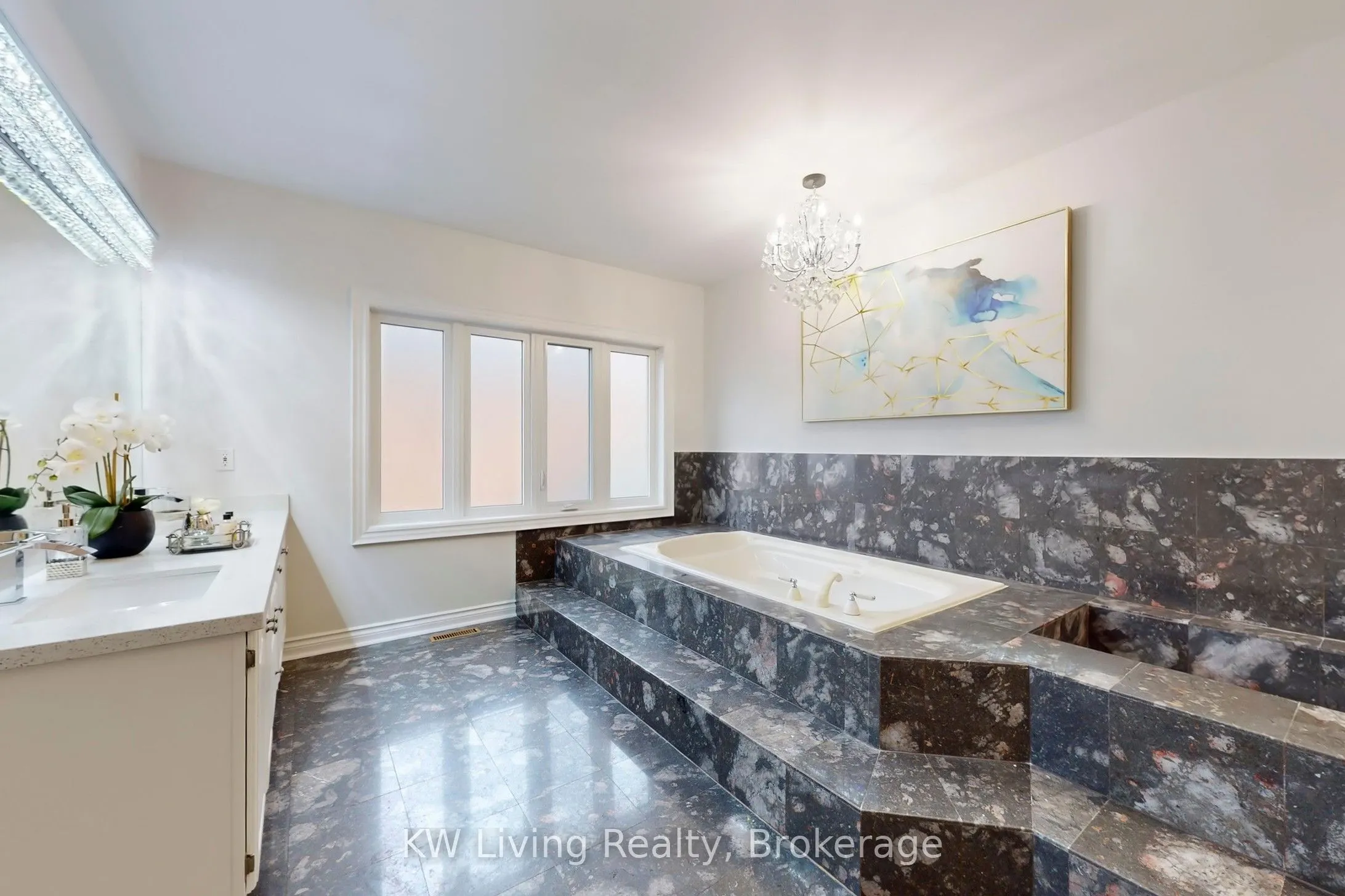 34 Glenarden Crescent