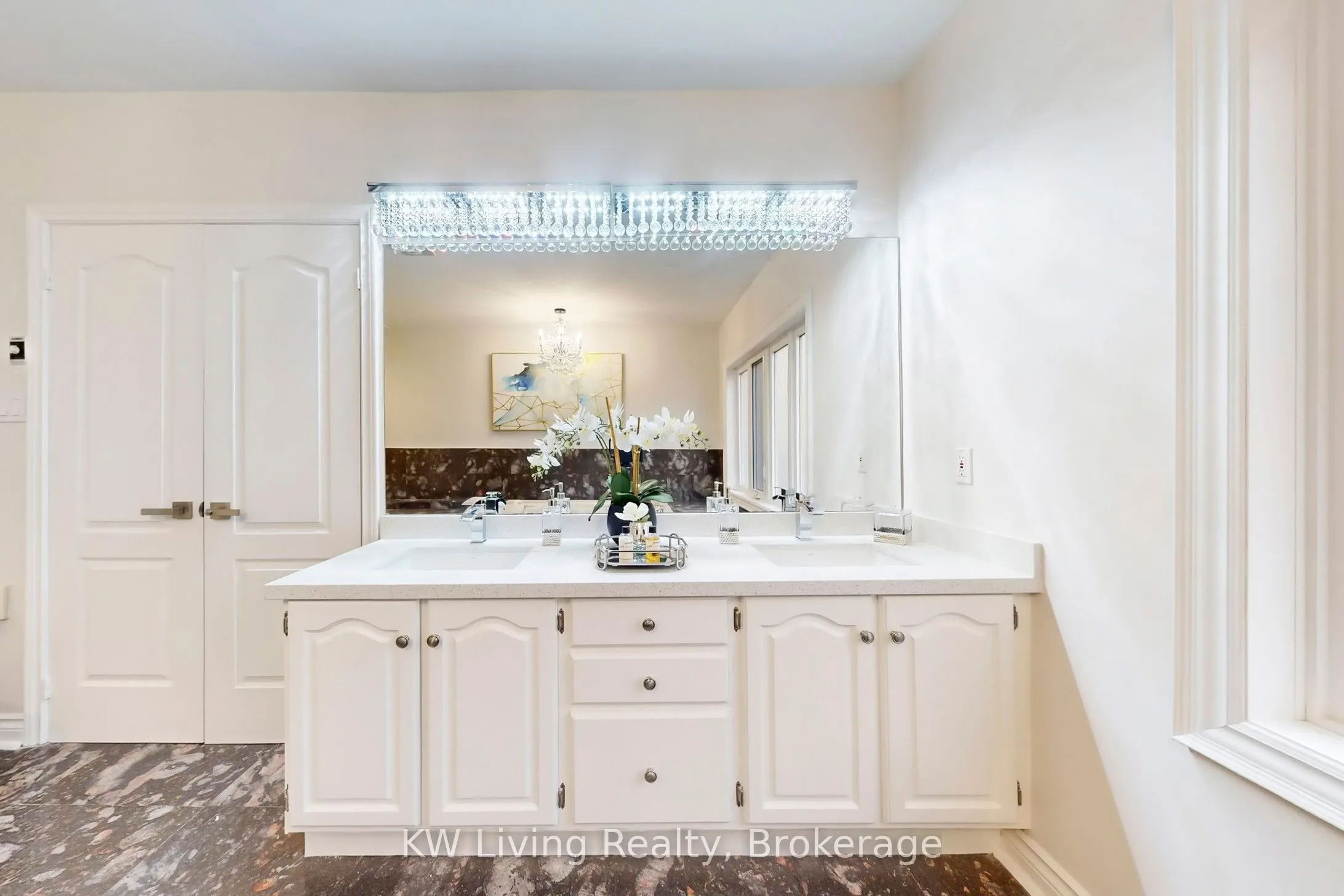 34 Glenarden Crescent