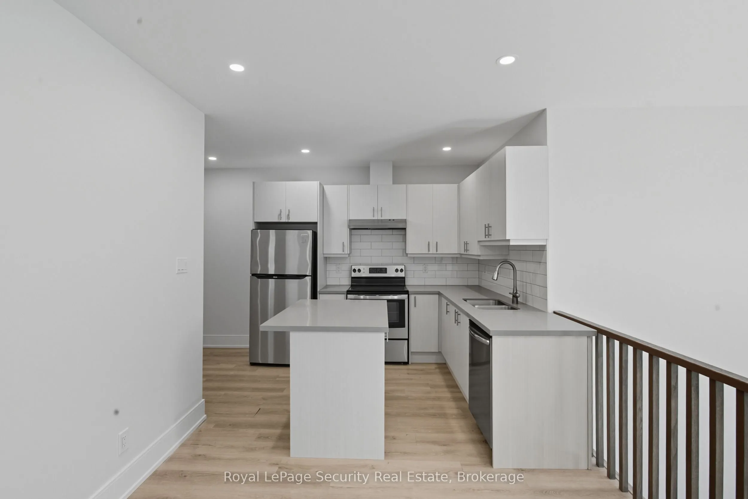185 Main Street, #A
