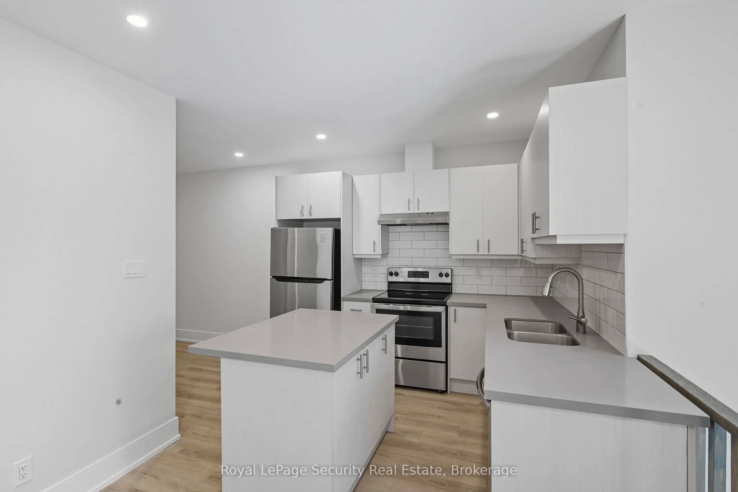 185 Main Street, #A