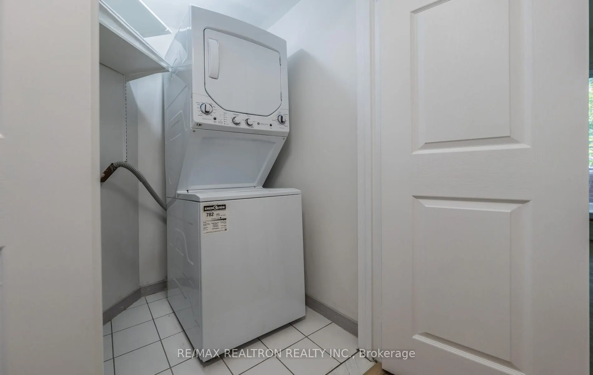 9 Chalmers Road, #Ph8