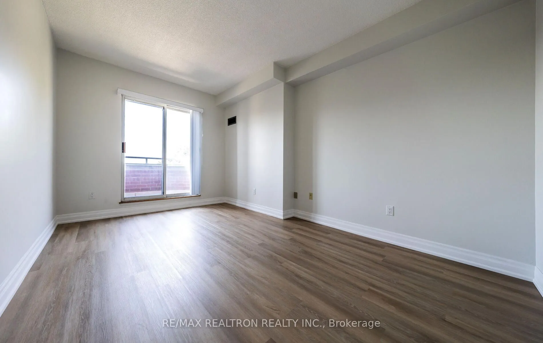 9 Chalmers Road, #Ph8