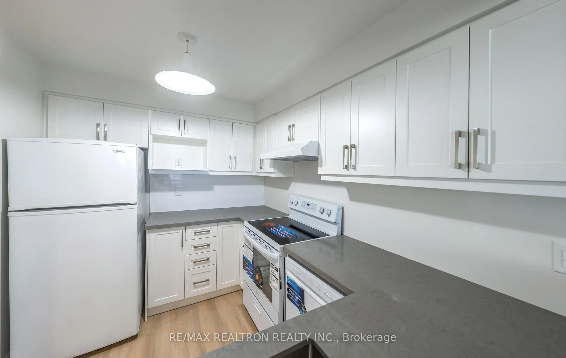 9 Chalmers Road, #Ph8