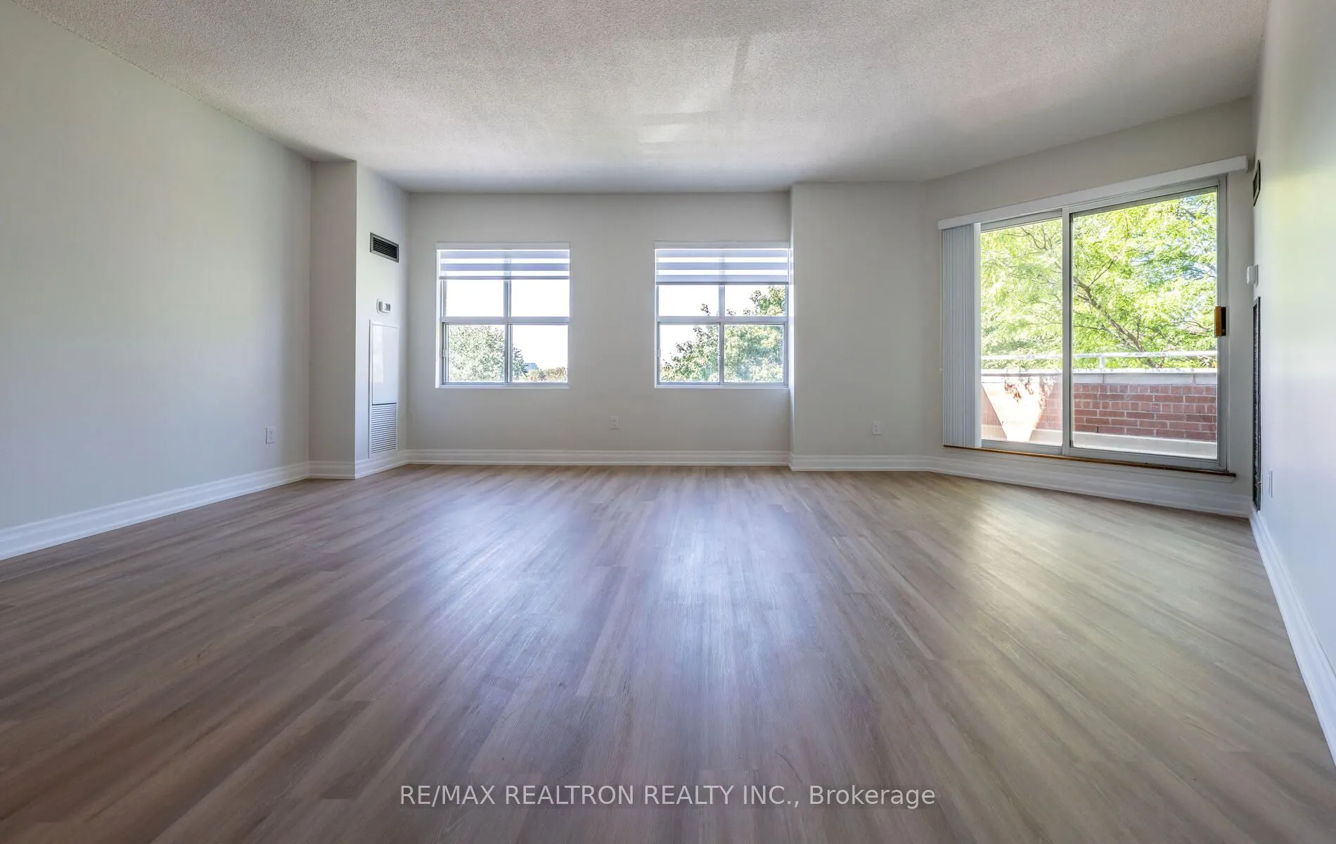 9 Chalmers Road, #Ph8