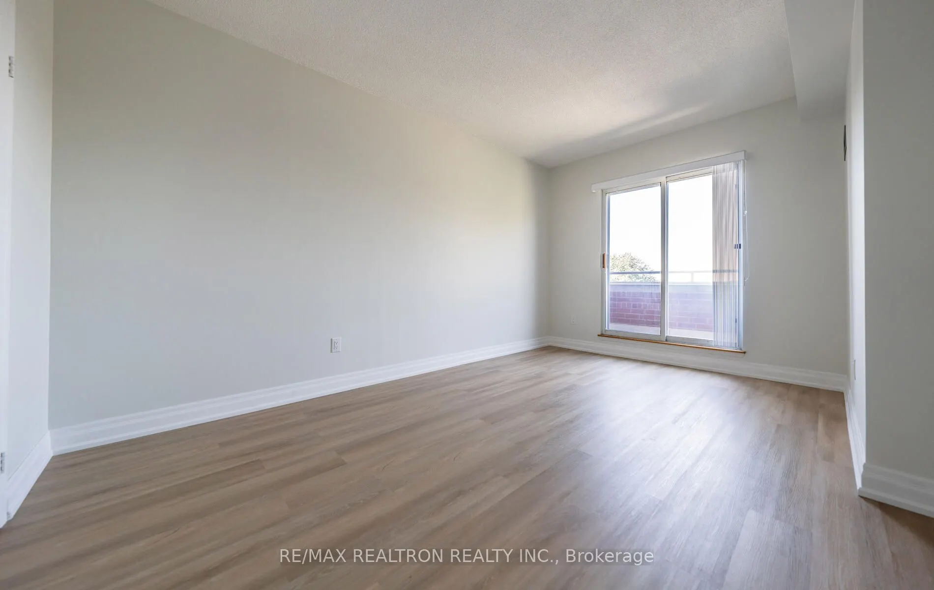 9 Chalmers Road, #Ph8