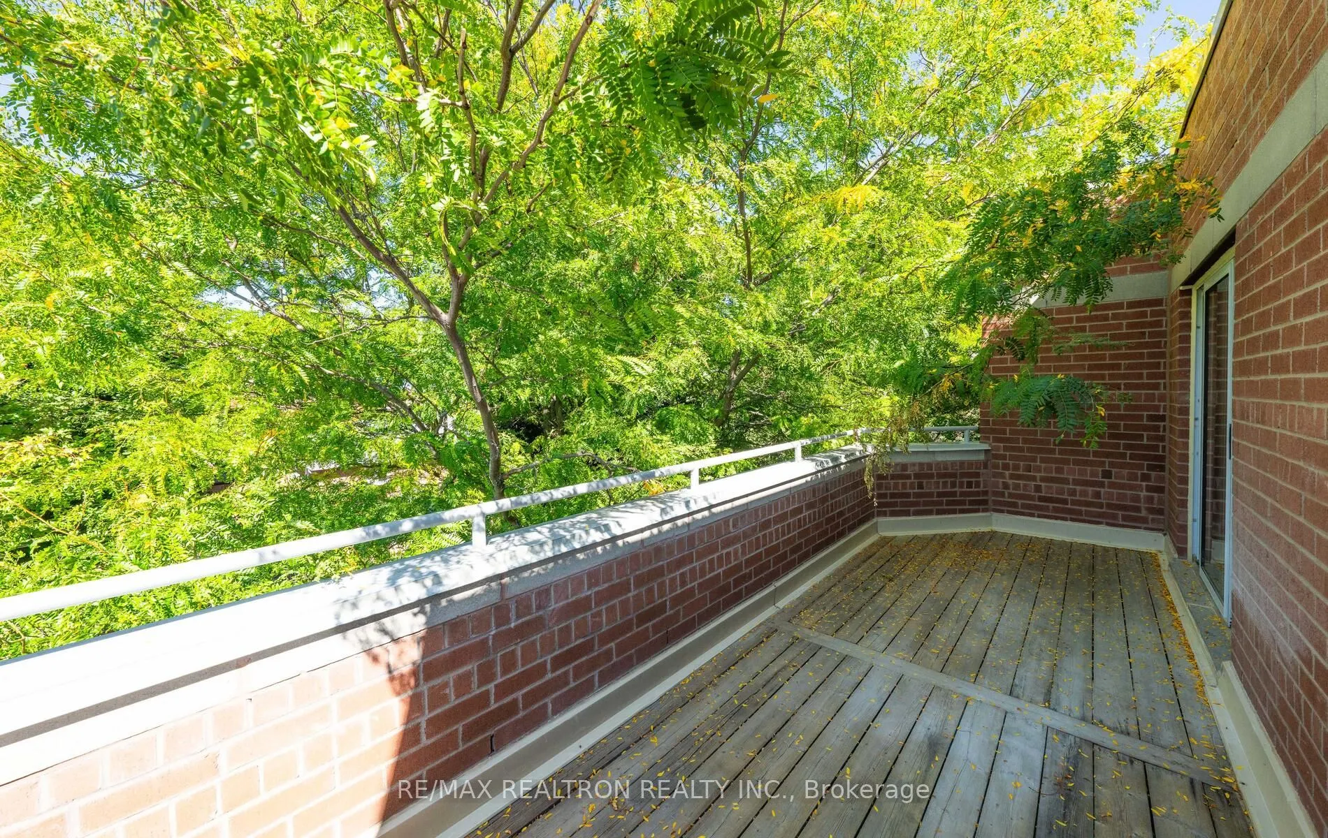 9 Chalmers Road, #Ph8
