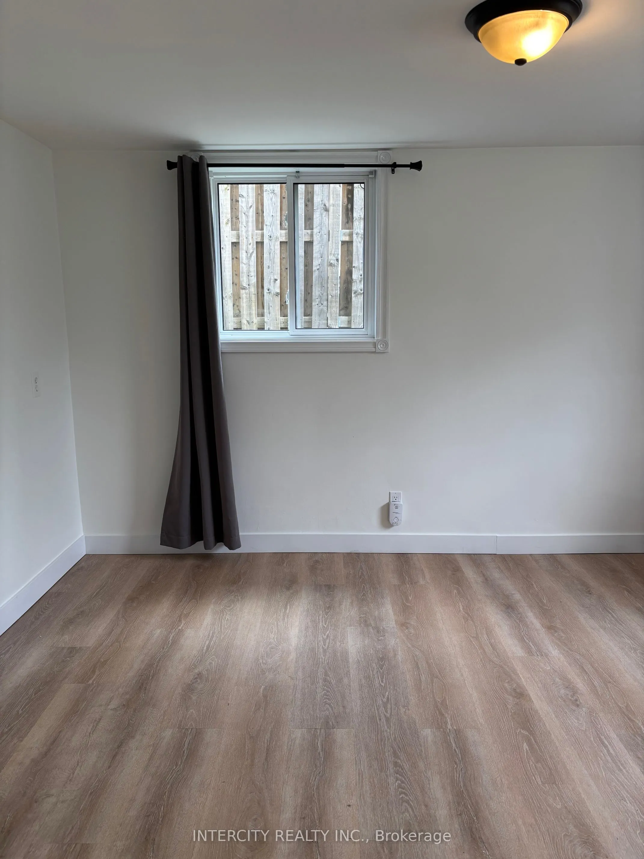 363 Andrew Street, #1