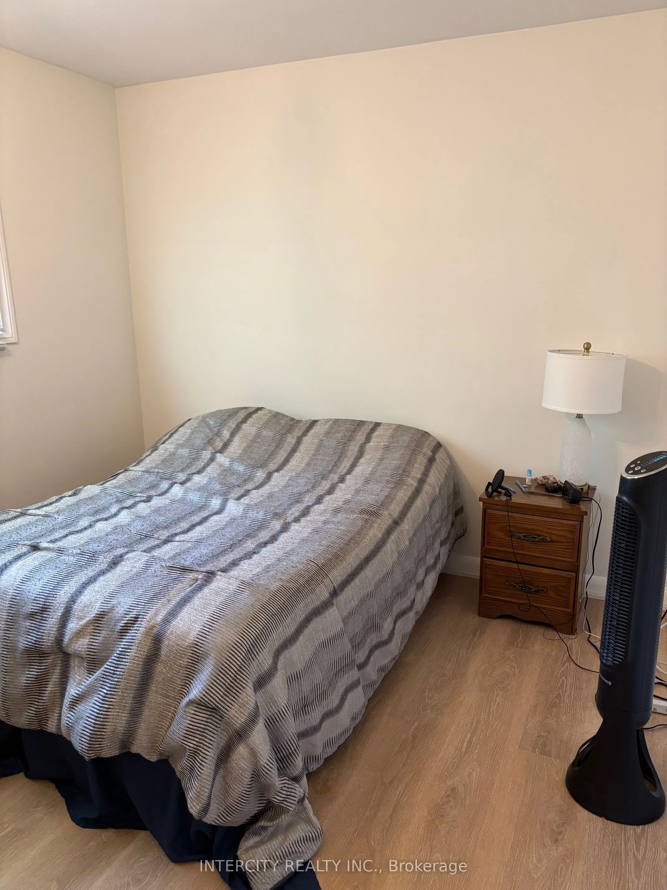 363 Andrew Street, #3