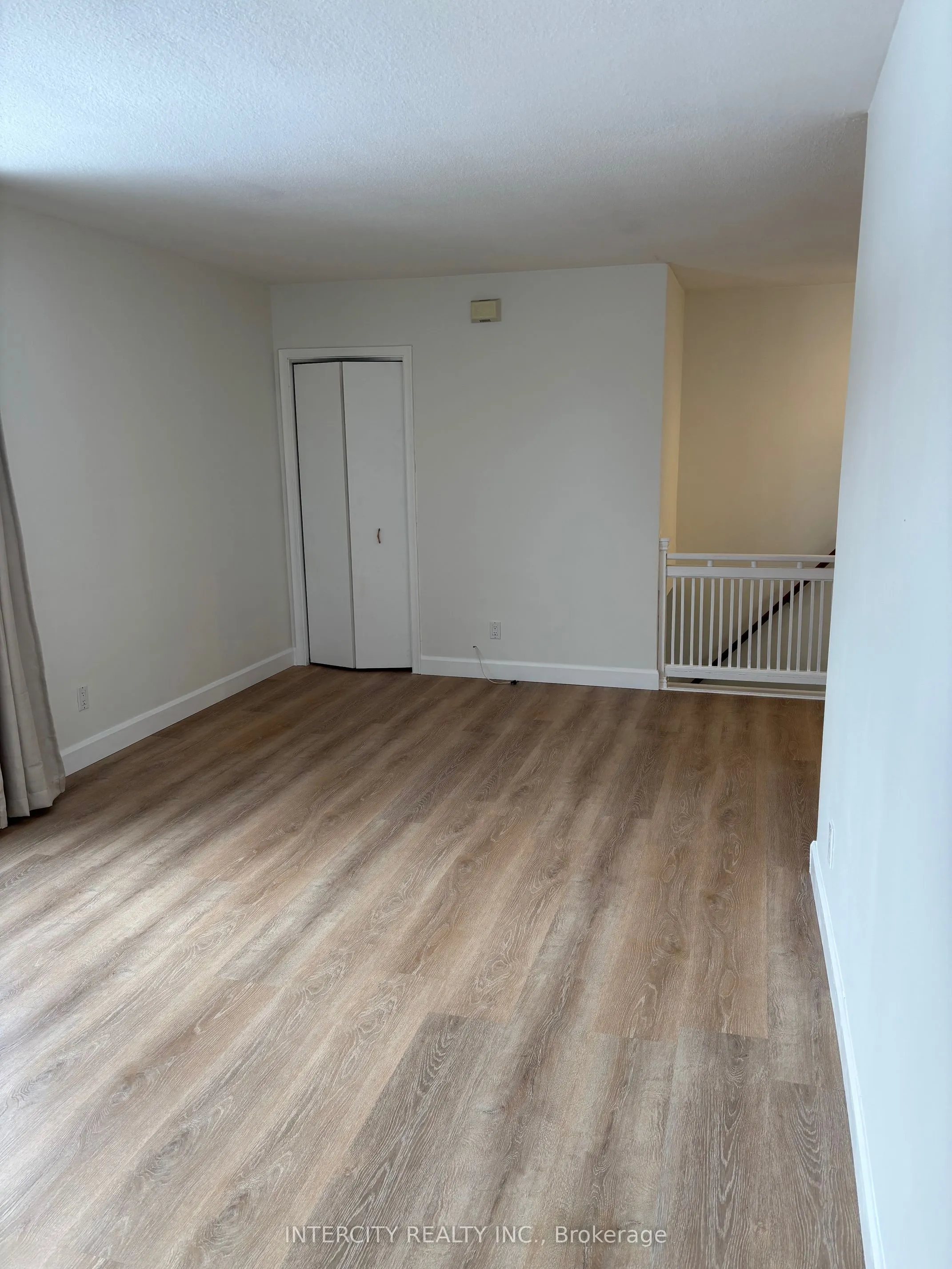 363 Andrew Street, #3