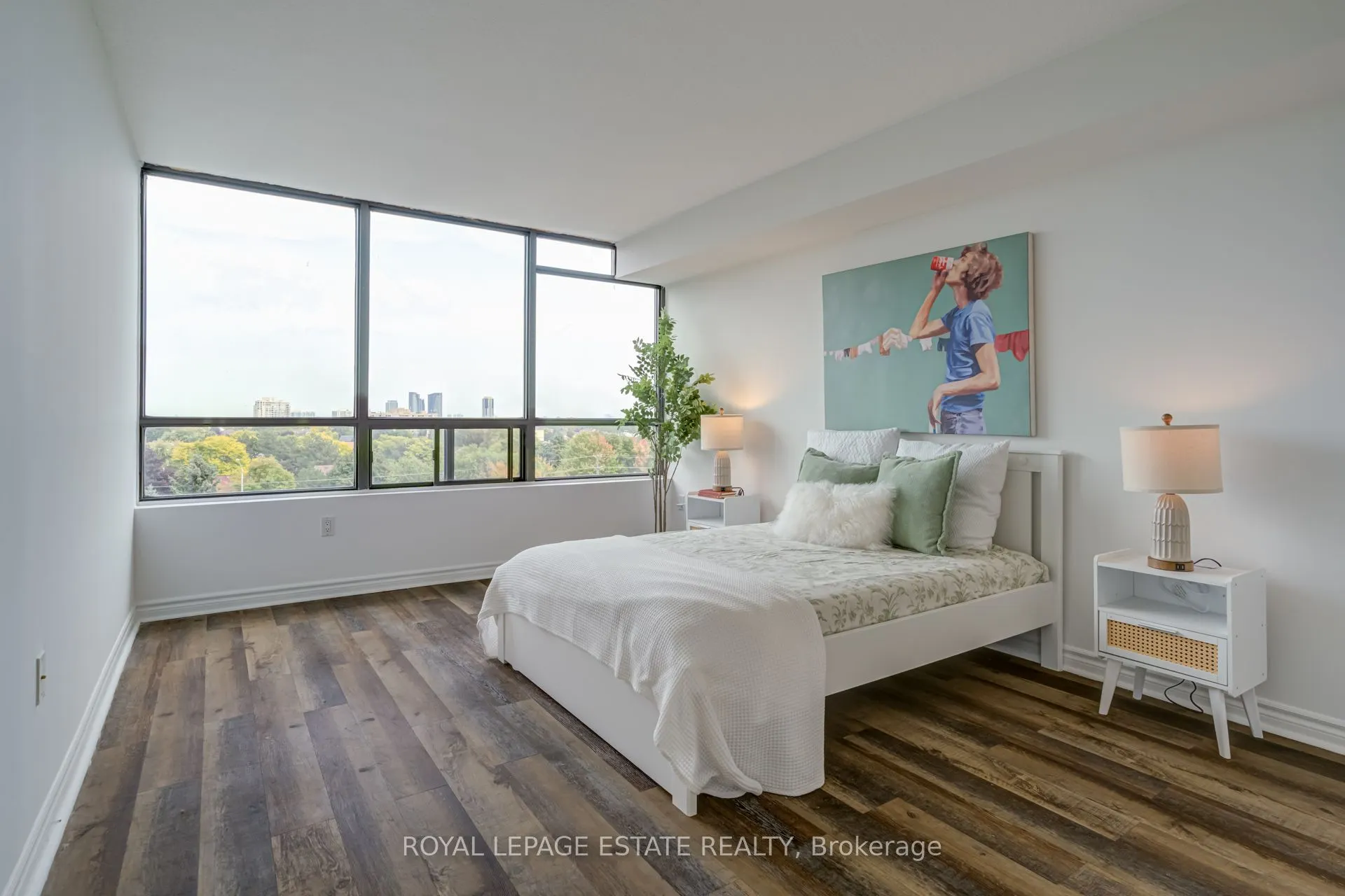 7440 Bathurst Street, #706