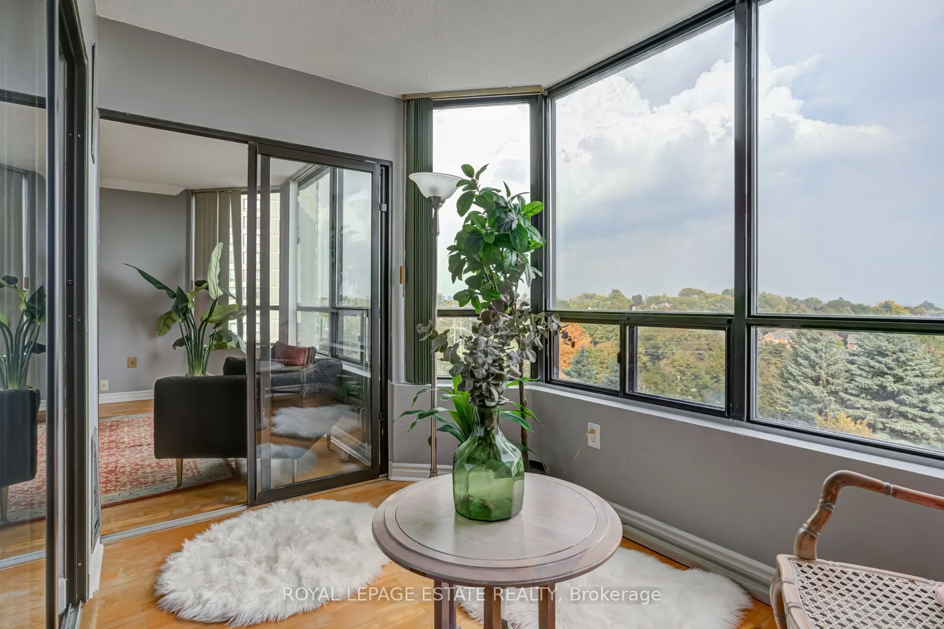 7440 Bathurst Street, #706