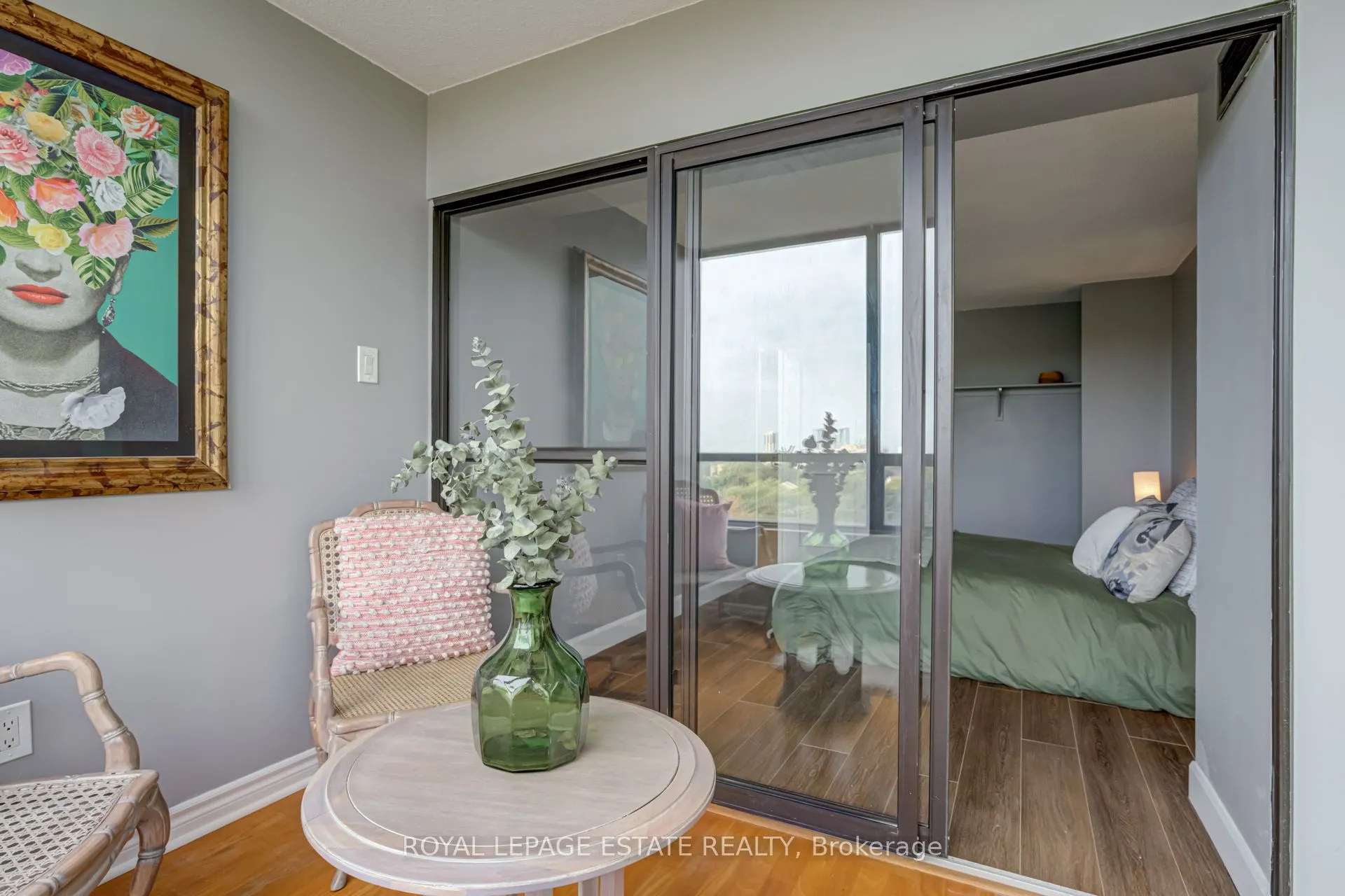 7440 Bathurst Street, #706