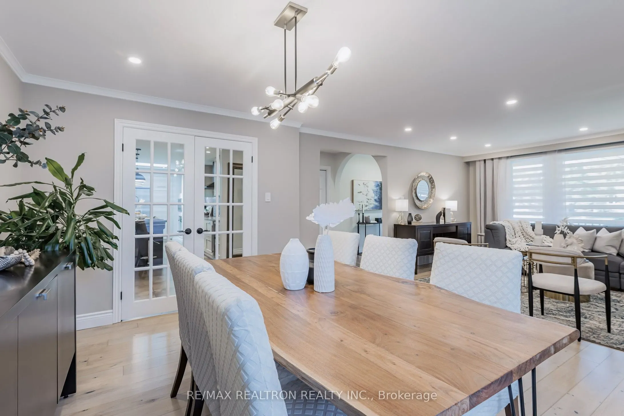 6 Coral Harbour Crescent
