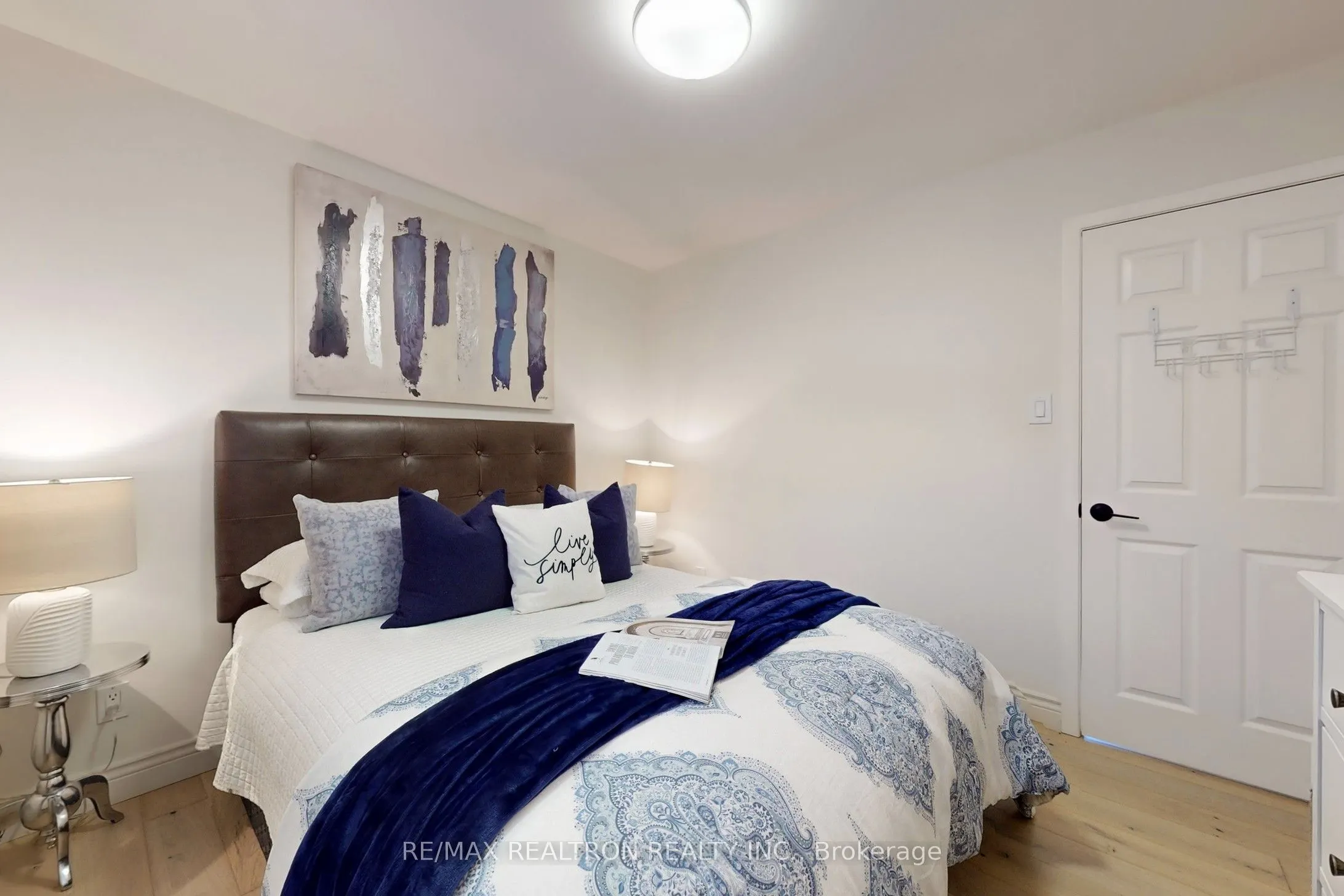 6 Coral Harbour Crescent