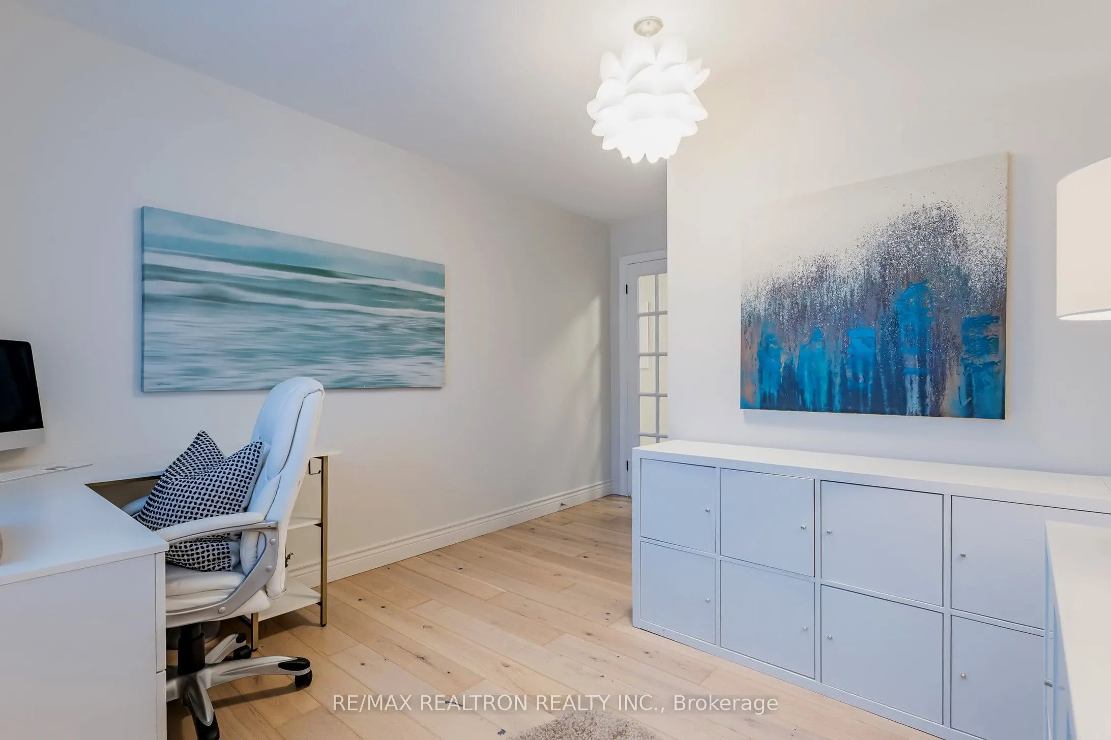 6 Coral Harbour Crescent