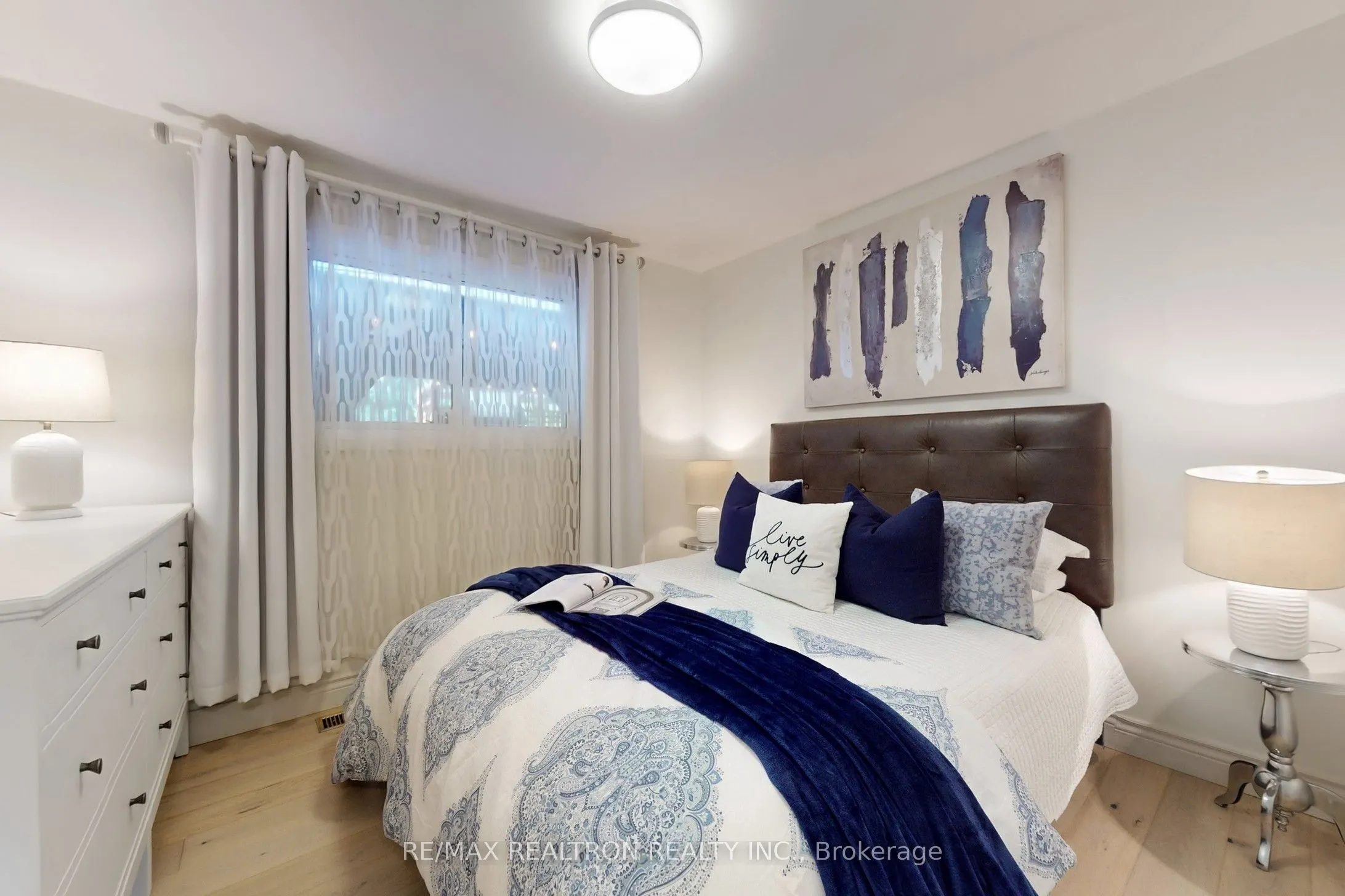 6 Coral Harbour Crescent