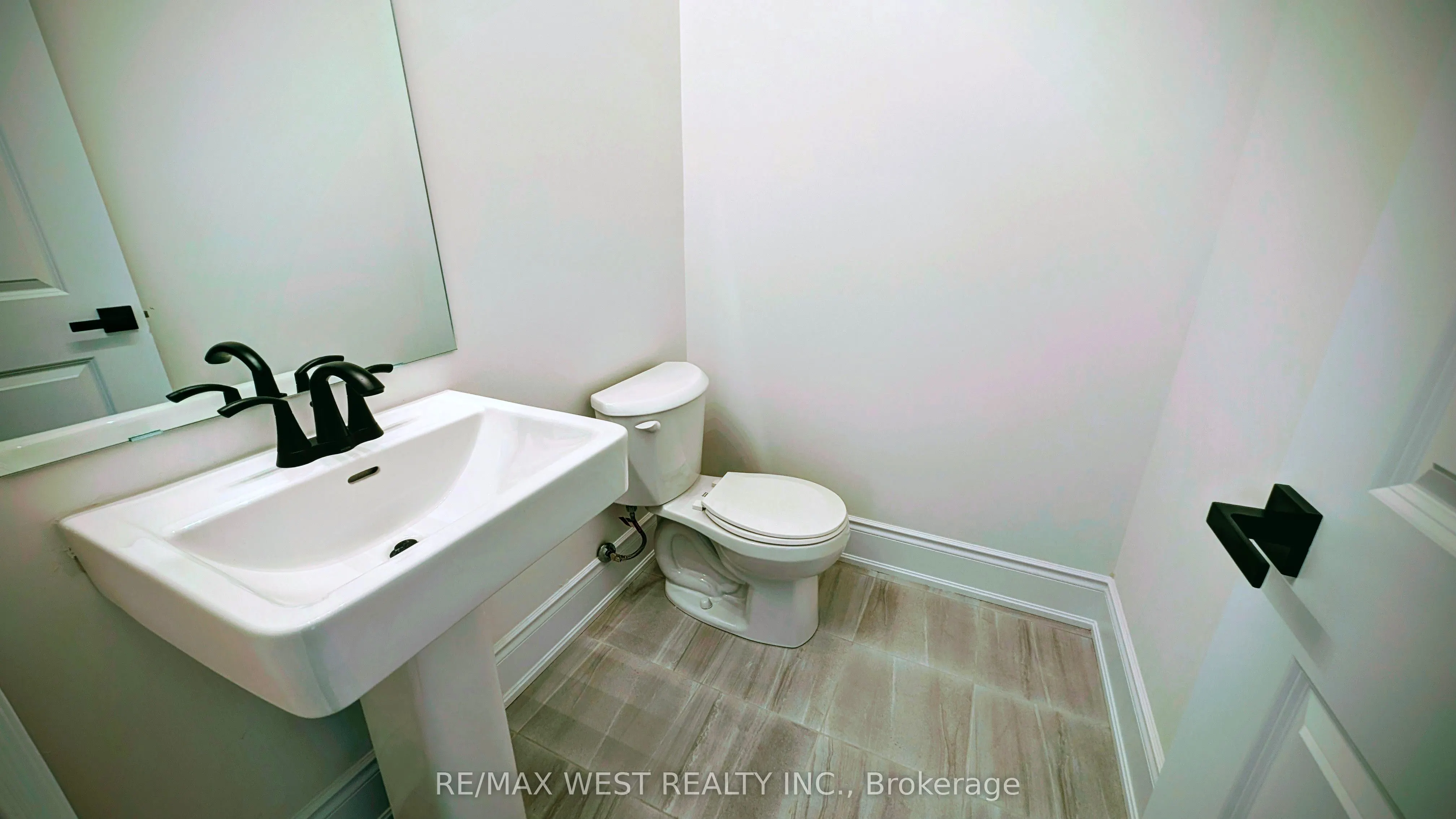138 Wascana Road