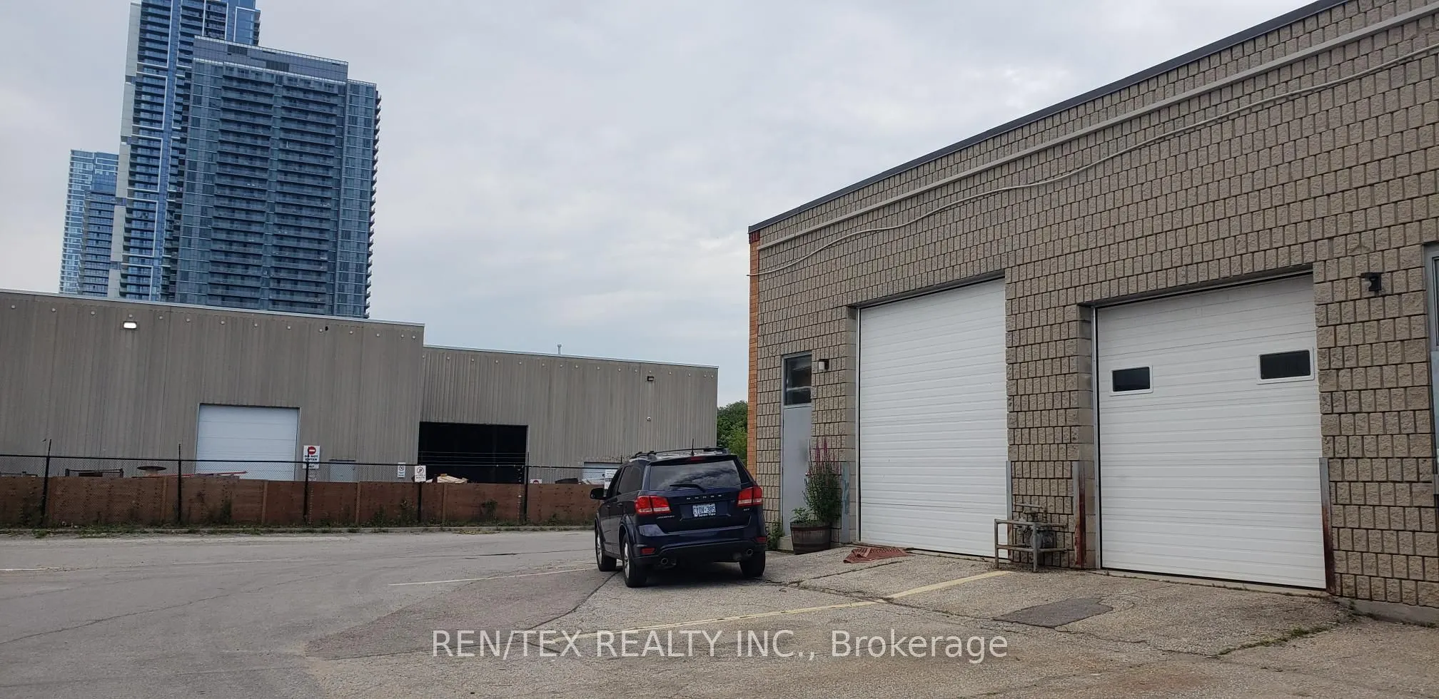 400 Creditstone Road, #27