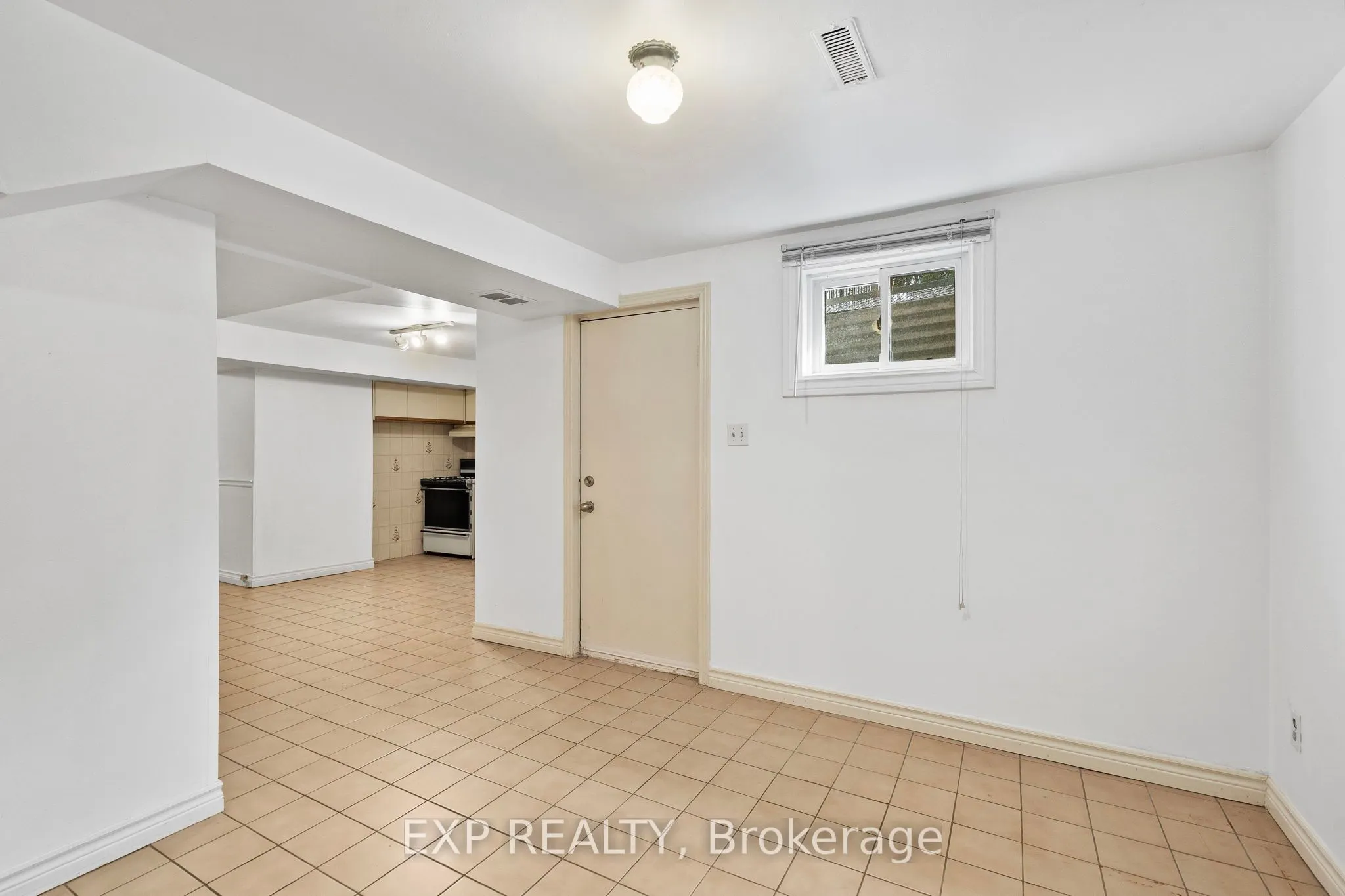17 Gordon Rowe Crescent