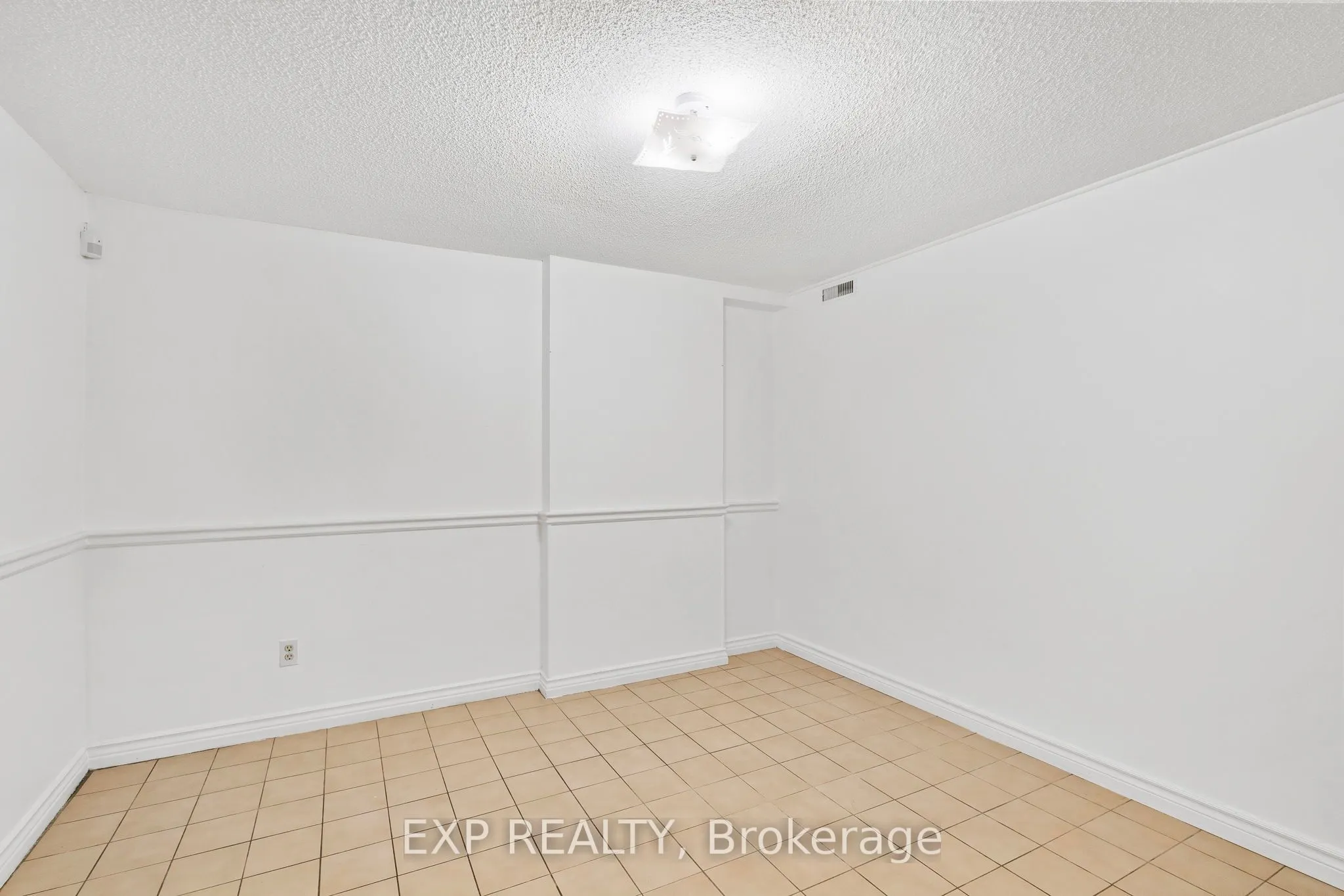 17 Gordon Rowe Crescent