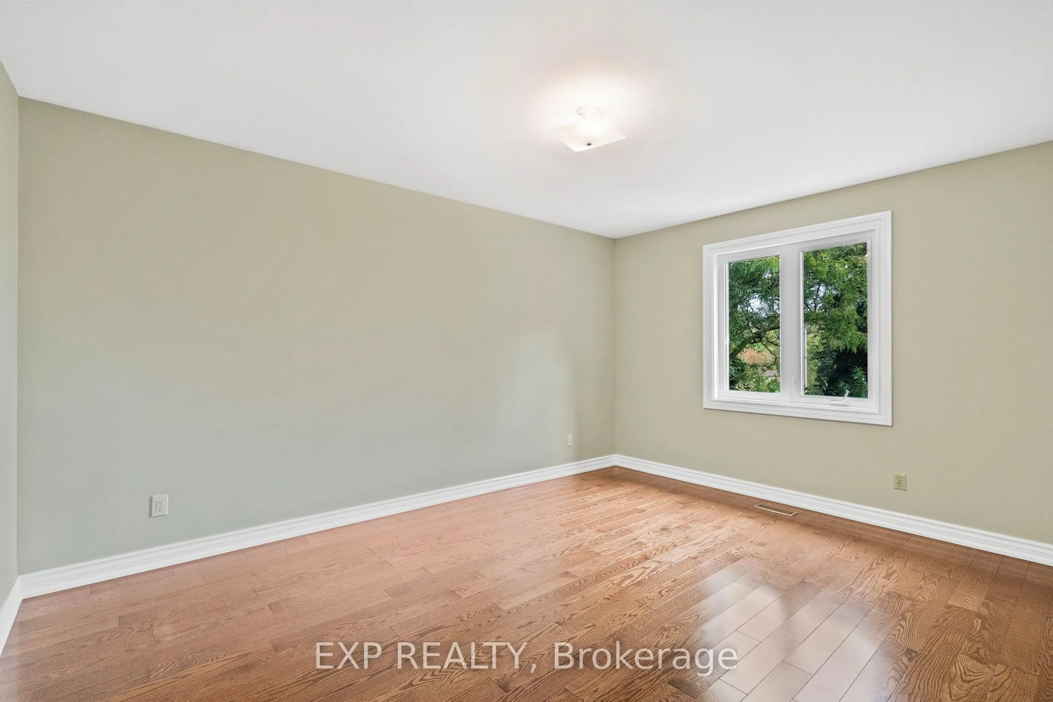 17 Gordon Rowe Crescent