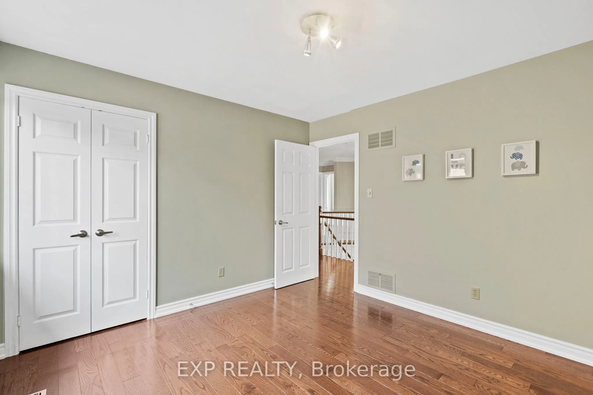 17 Gordon Rowe Crescent