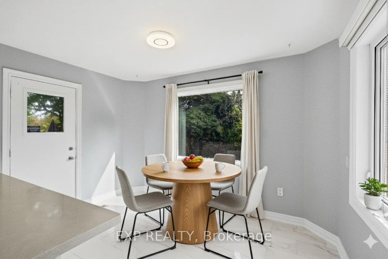 17 Gordon Rowe Crescent