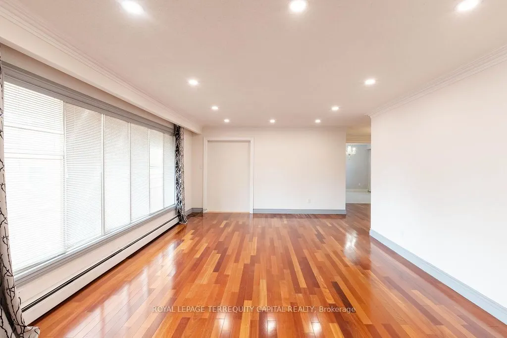 2104 St John's Side Road