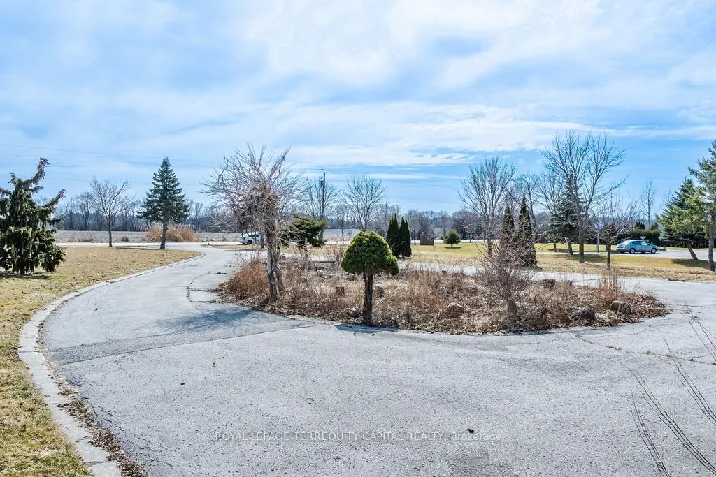 2104 St John's Side Road