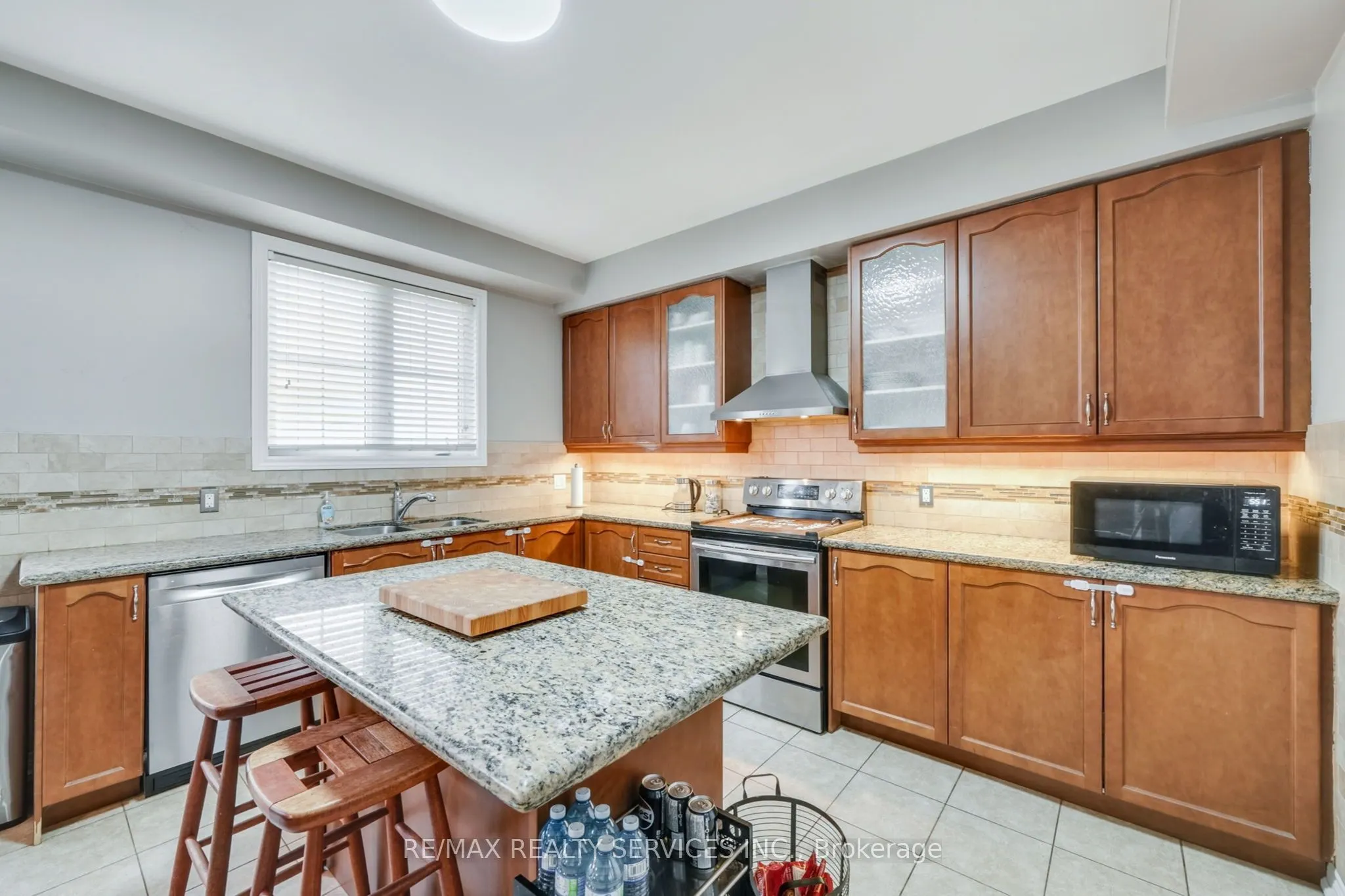 2 Kennedy Boulevard