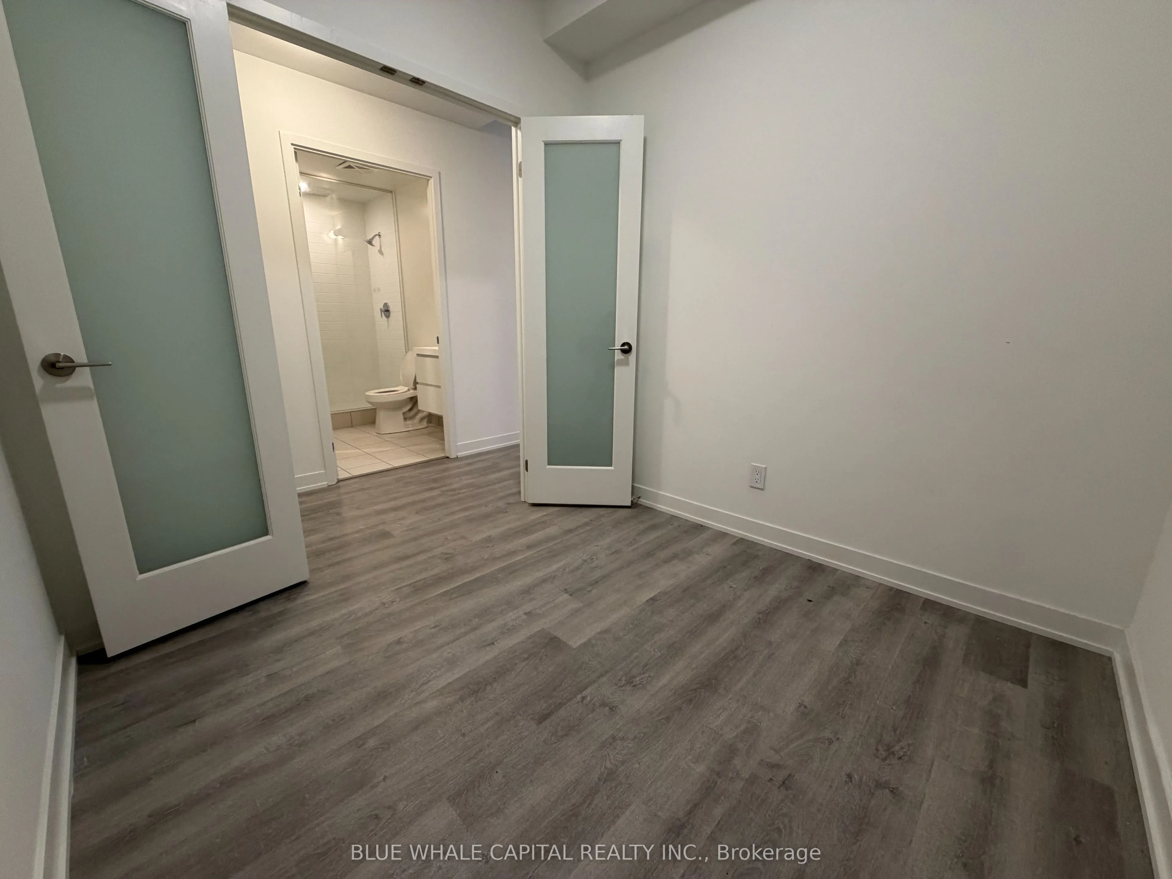 8119 Birchmount Road, #916