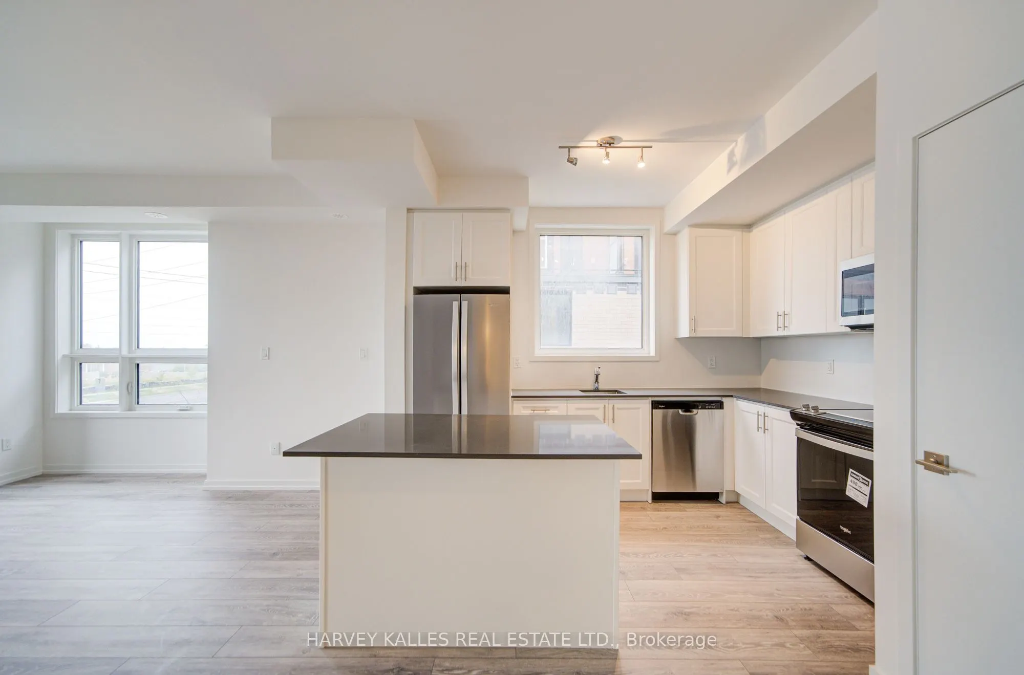 12-14 Lytham Green Circle, #Unit 12