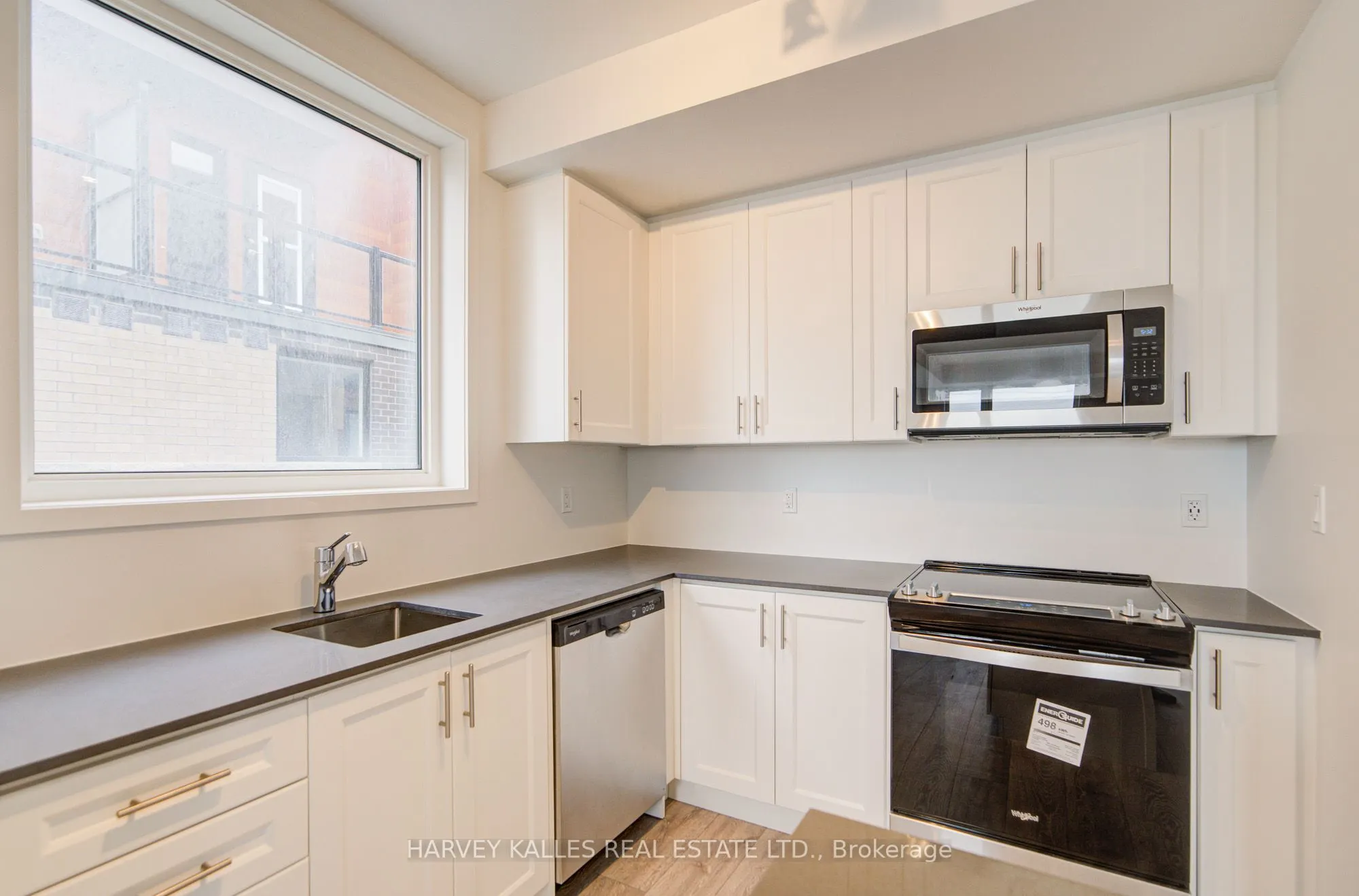 12-14 Lytham Green Circle, #Unit 12