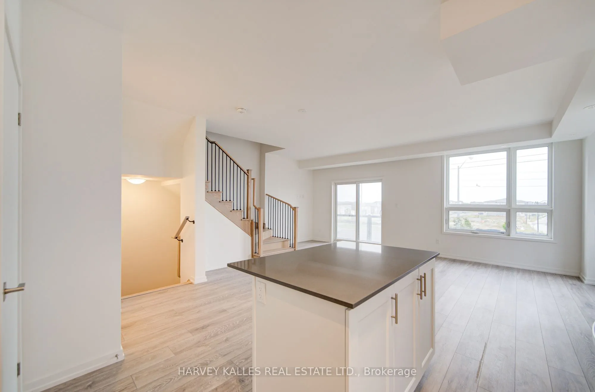 12-14 Lytham Green Circle, #Unit 12