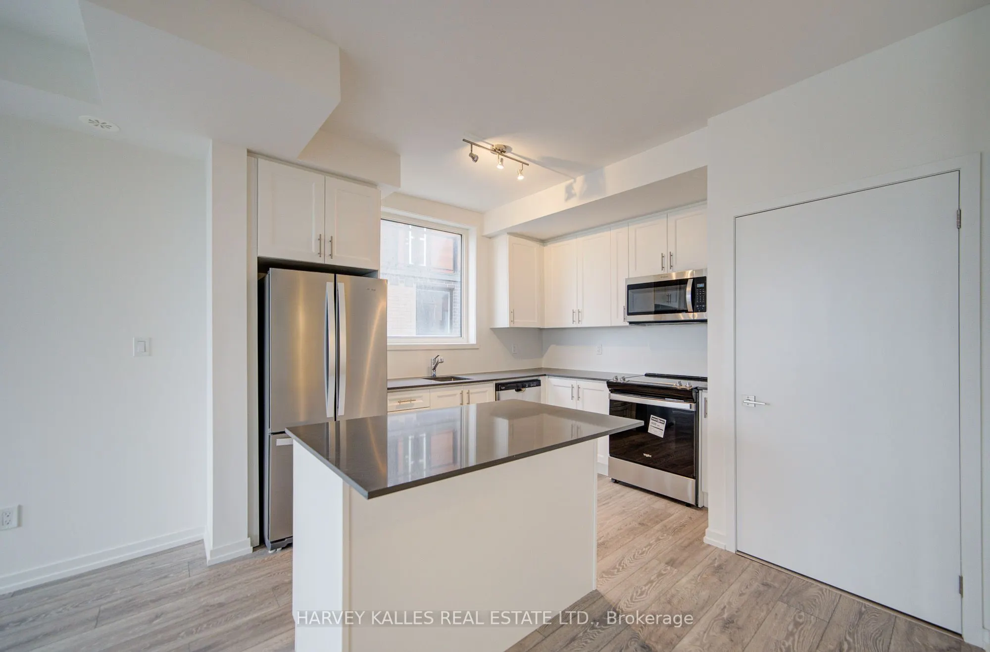 12-14 Lytham Green Circle, #Unit 12