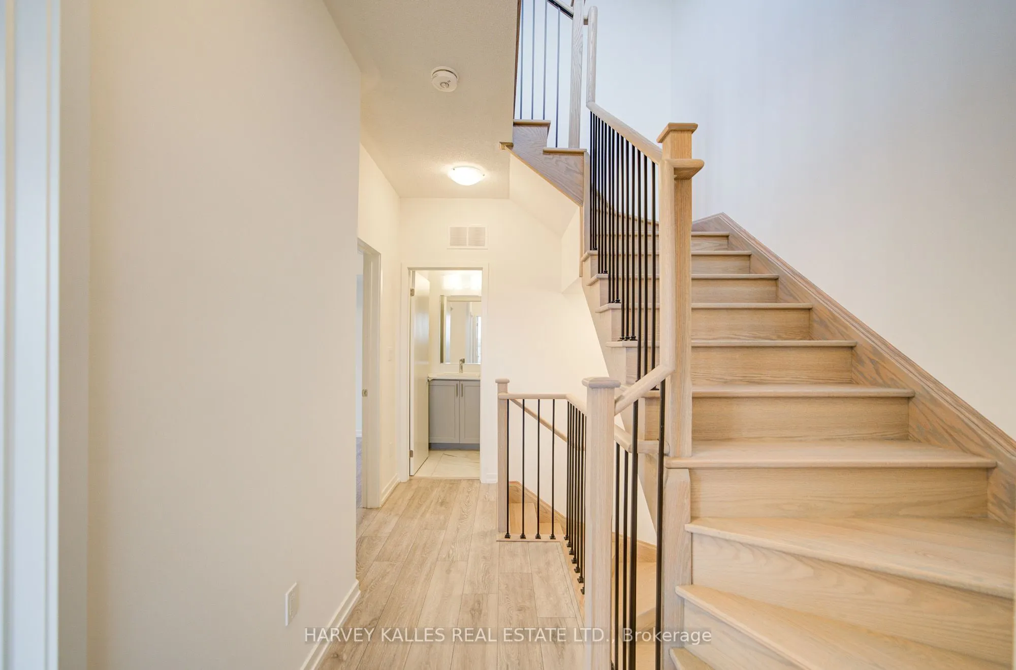 12-14 Lytham Green Circle, #Unit 12